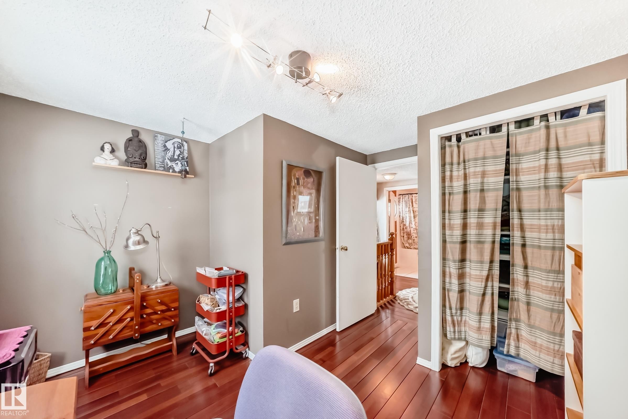 11415 71 Street, Edmonton, AB - Indoor Photo Showing Other Room