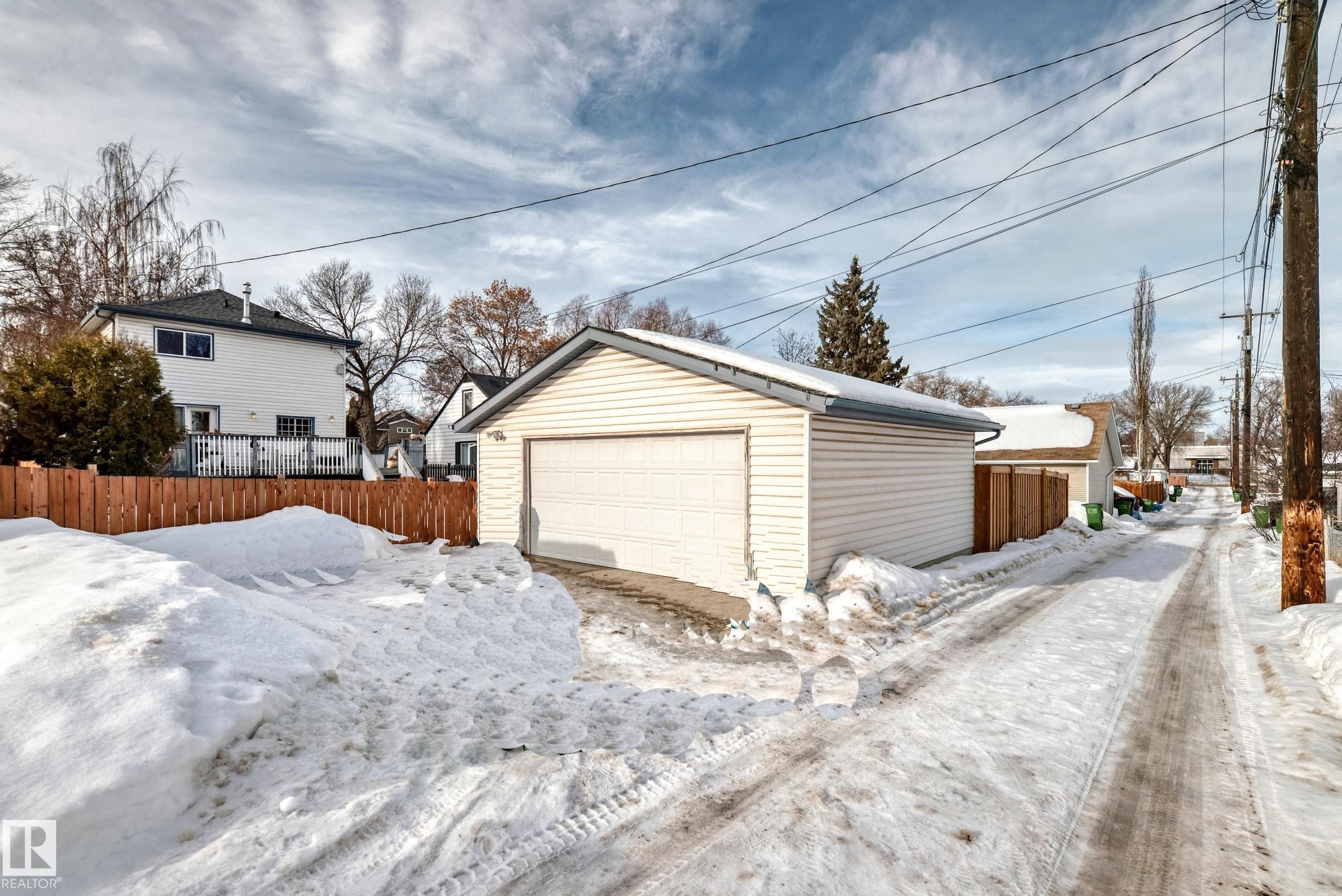11415 71 Street, Edmonton, AB - Outdoor