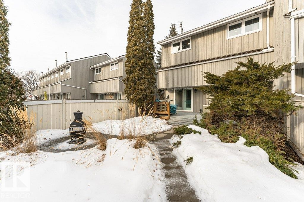 3010 108 Street, Edmonton, AB - Outdoor