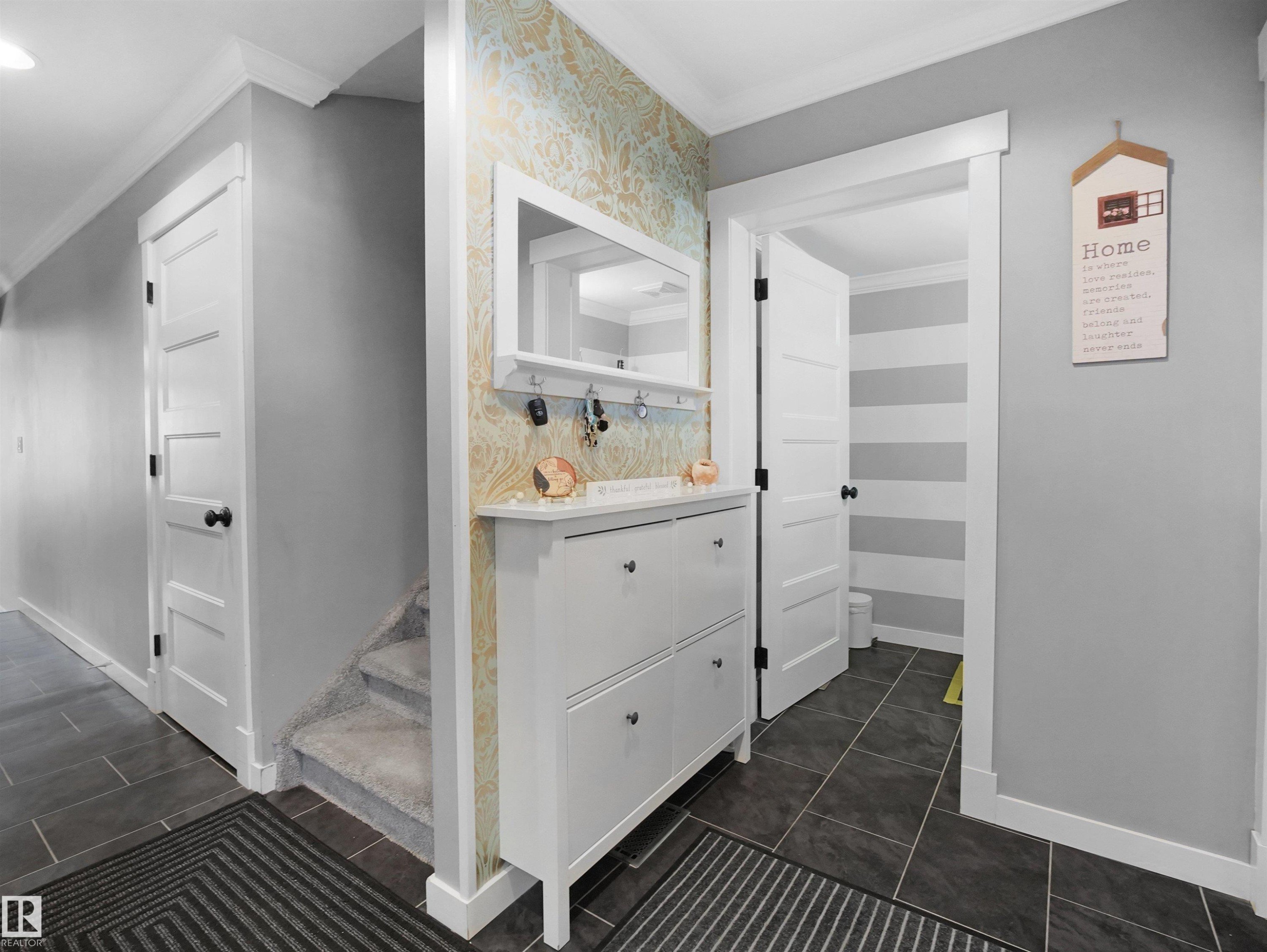 3611 30 Avenue, Edmonton, AB - Indoor