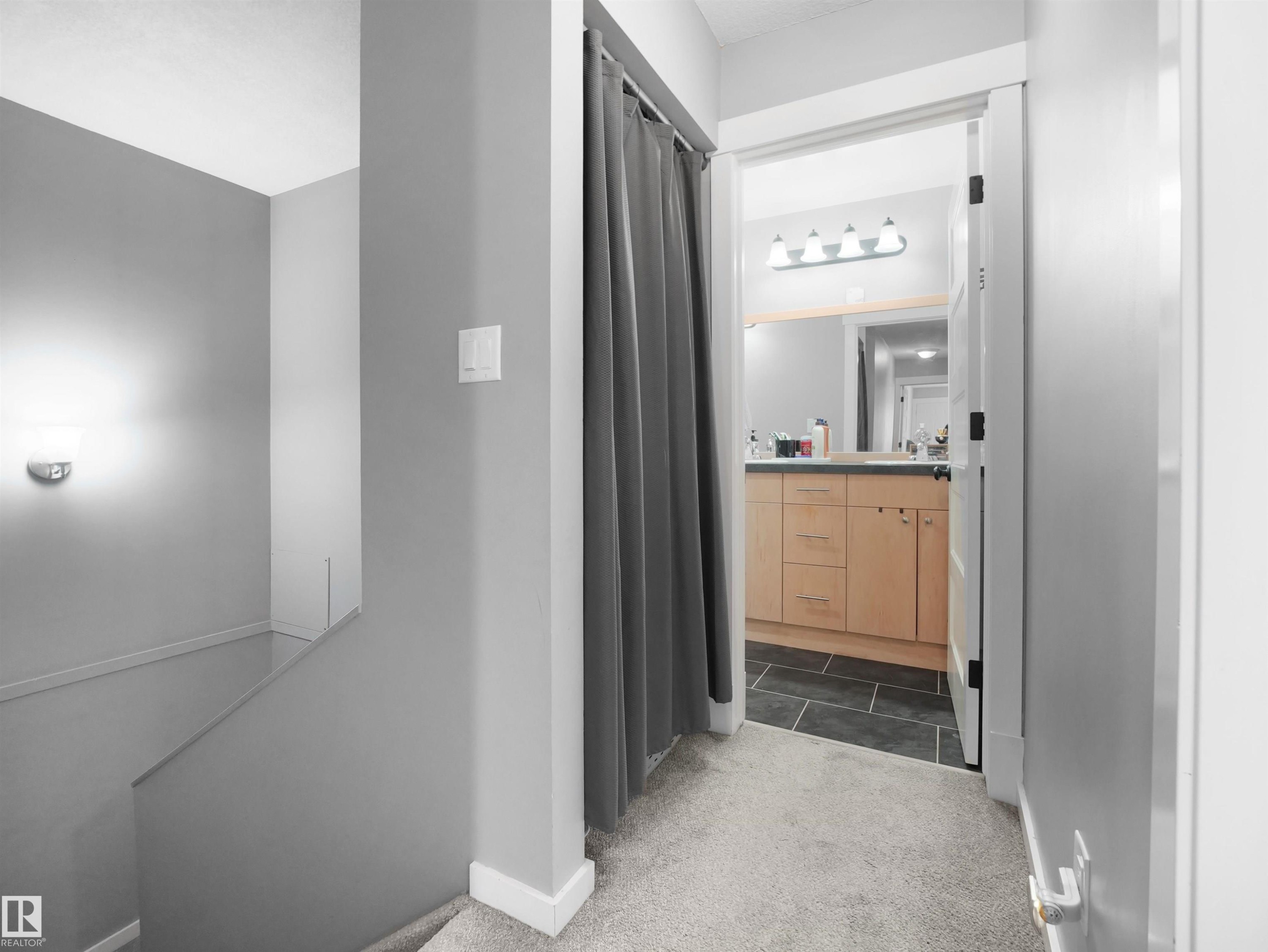 3611 30 Avenue, Edmonton, AB - Indoor Photo Showing Other Room