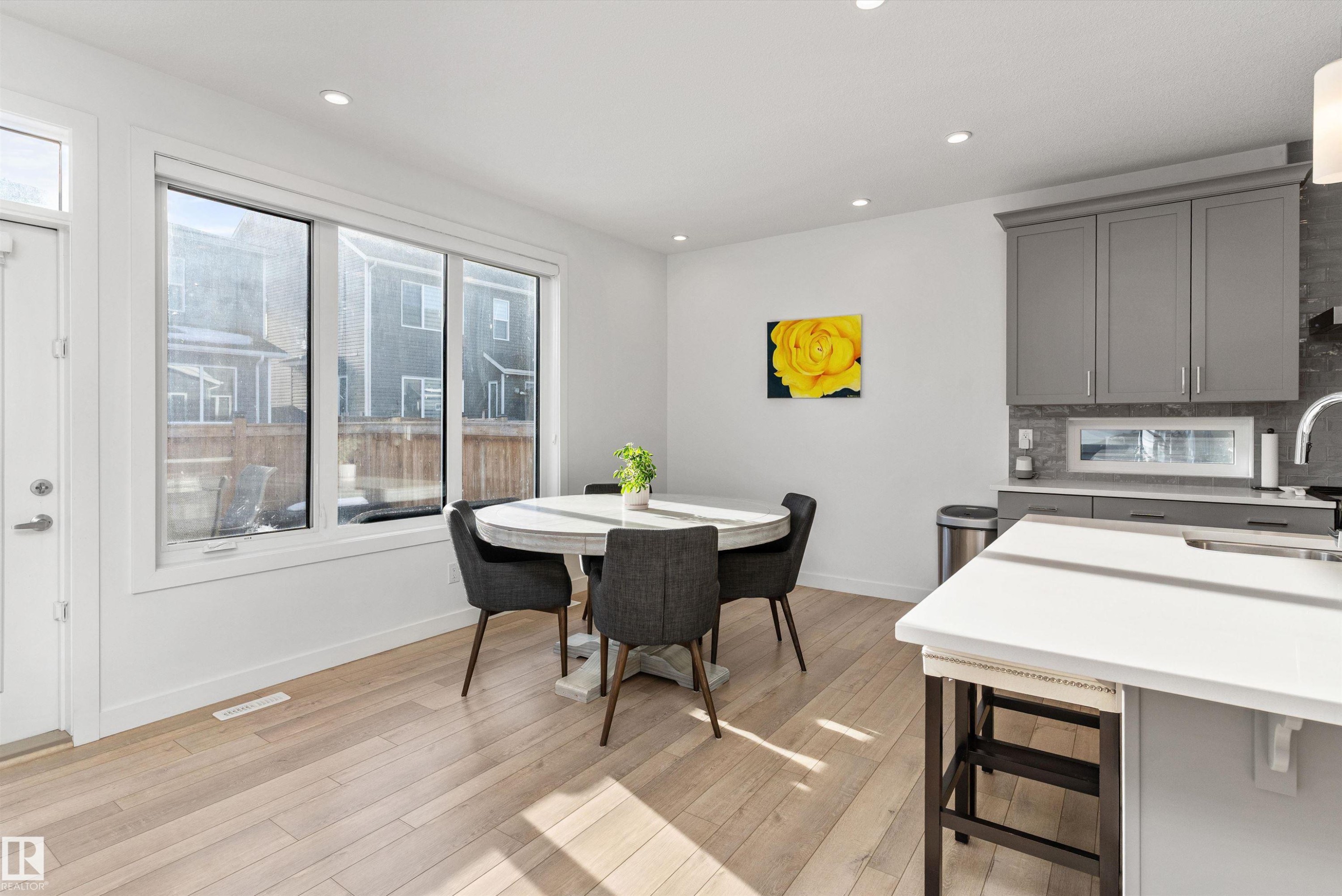 20007 16 Avenue, Edmonton, AB - Indoor Photo Showing Dining Room
