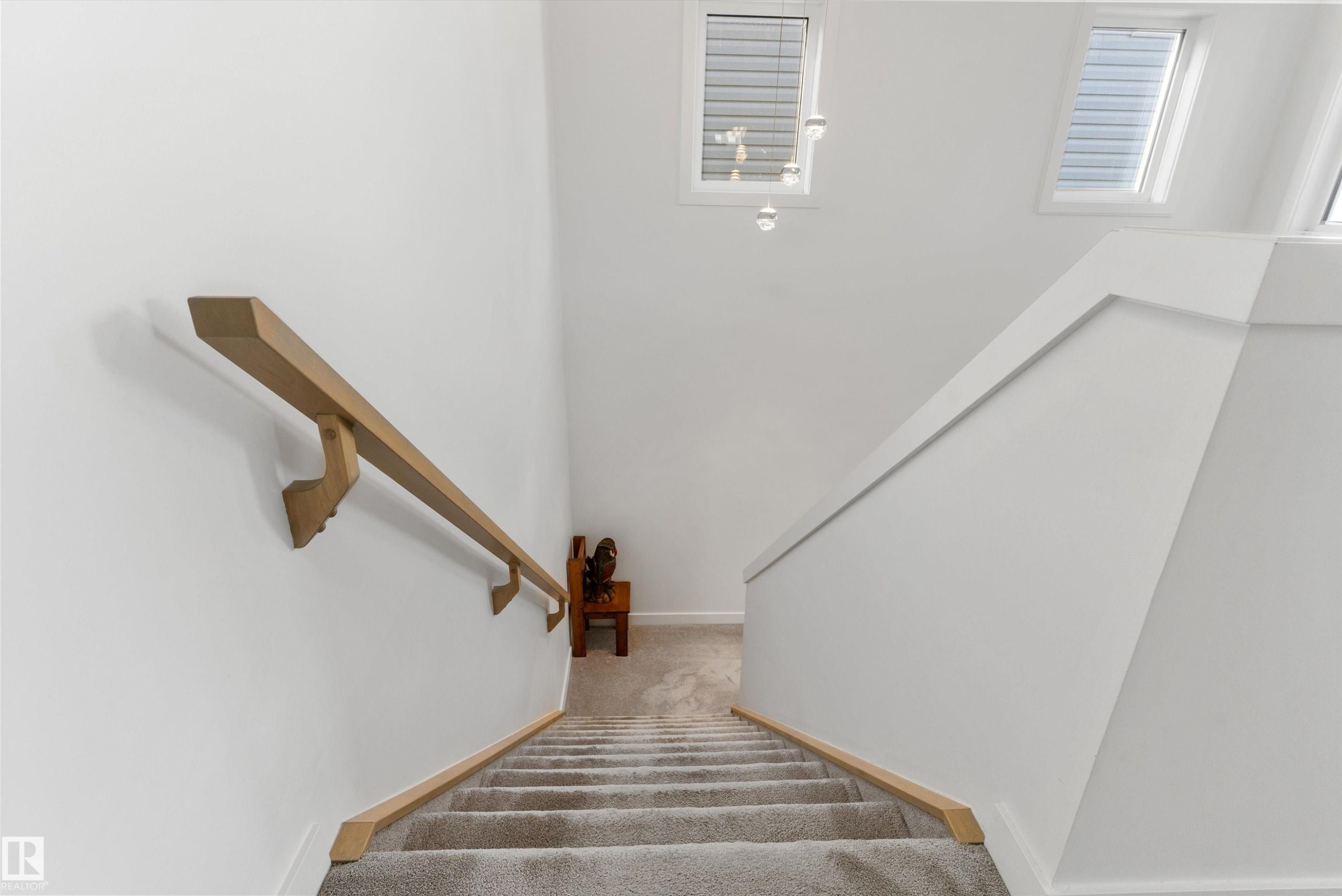 20007 16 Avenue, Edmonton, AB - Indoor Photo Showing Other Room