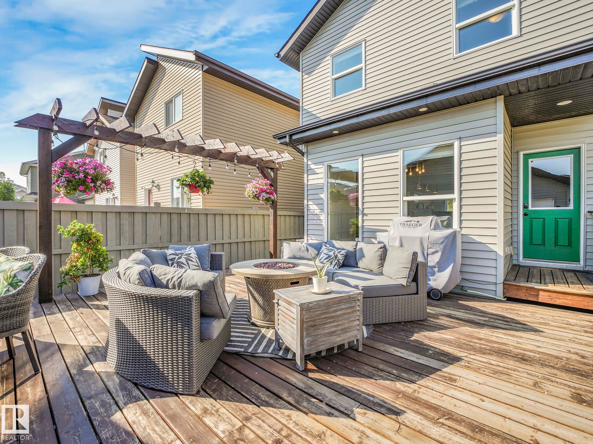 6693 Cardinal Road, Edmonton, AB - Outdoor With Deck Patio Veranda With Exterior