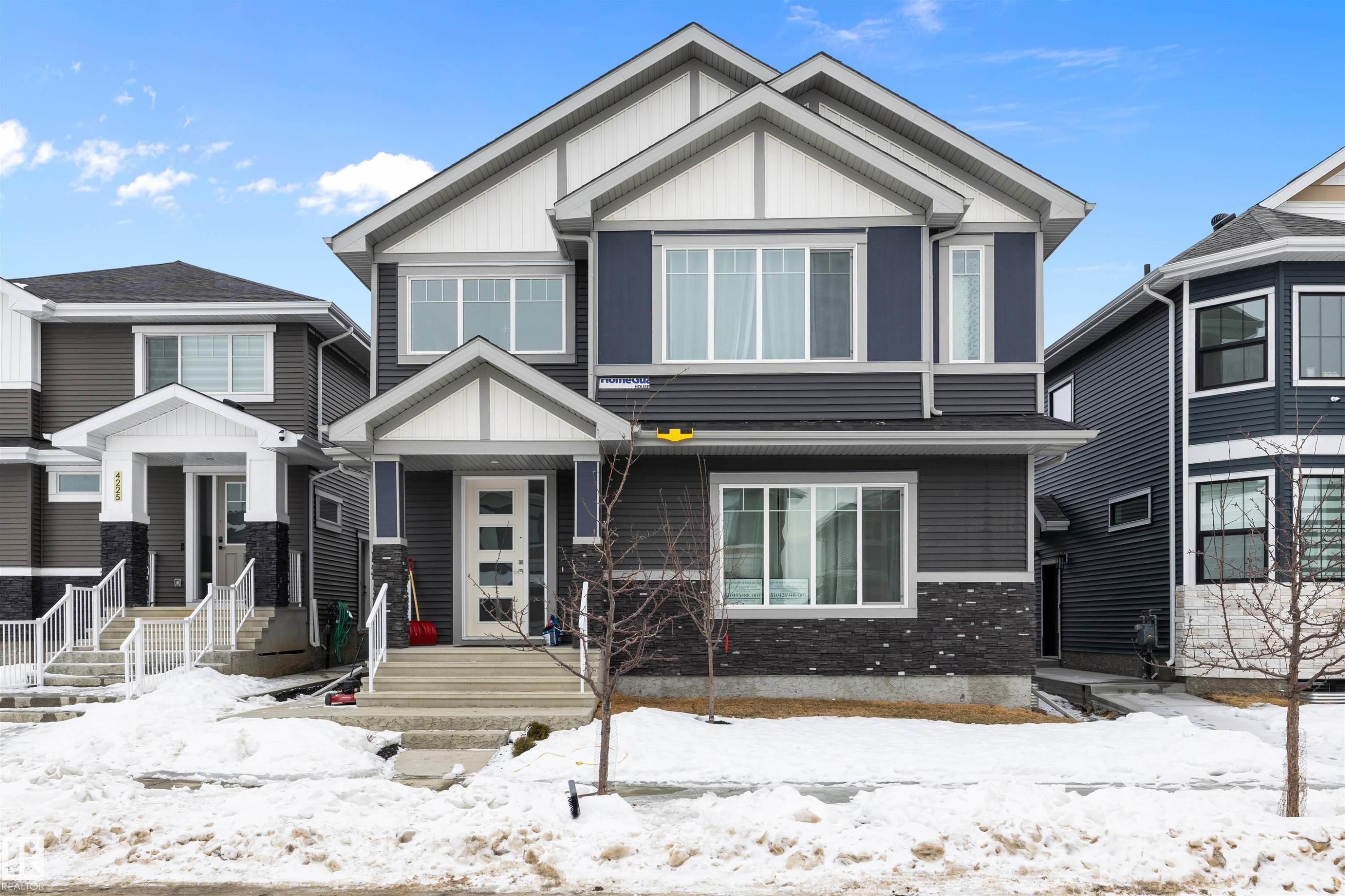 4223 Veterans Way, Edmonton, AB - Outdoor With Facade