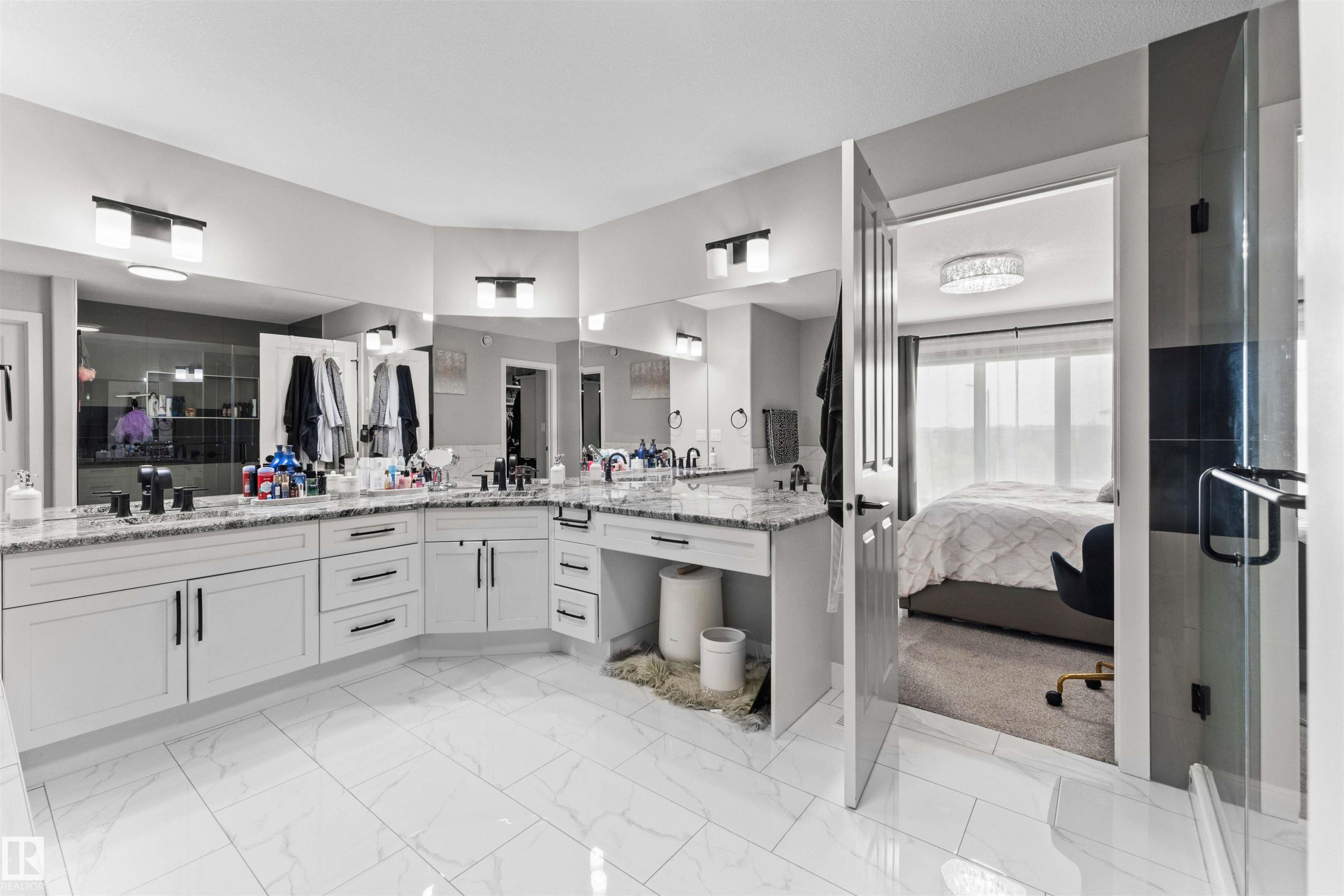 6813 Knox Loop, Edmonton, AB - Indoor