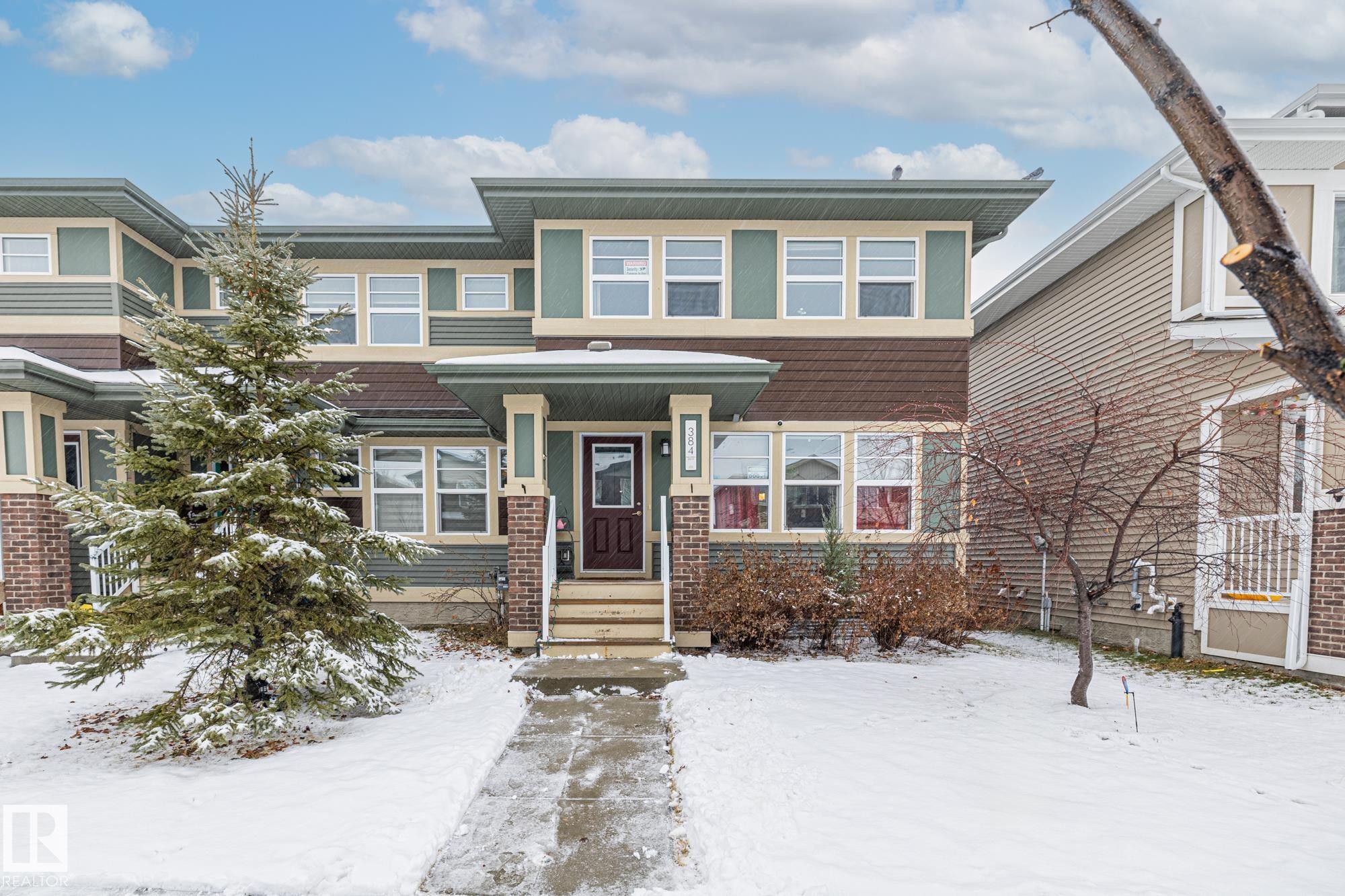 384 Charlesworth Drive, Edmonton, AB - Outdoor With Facade