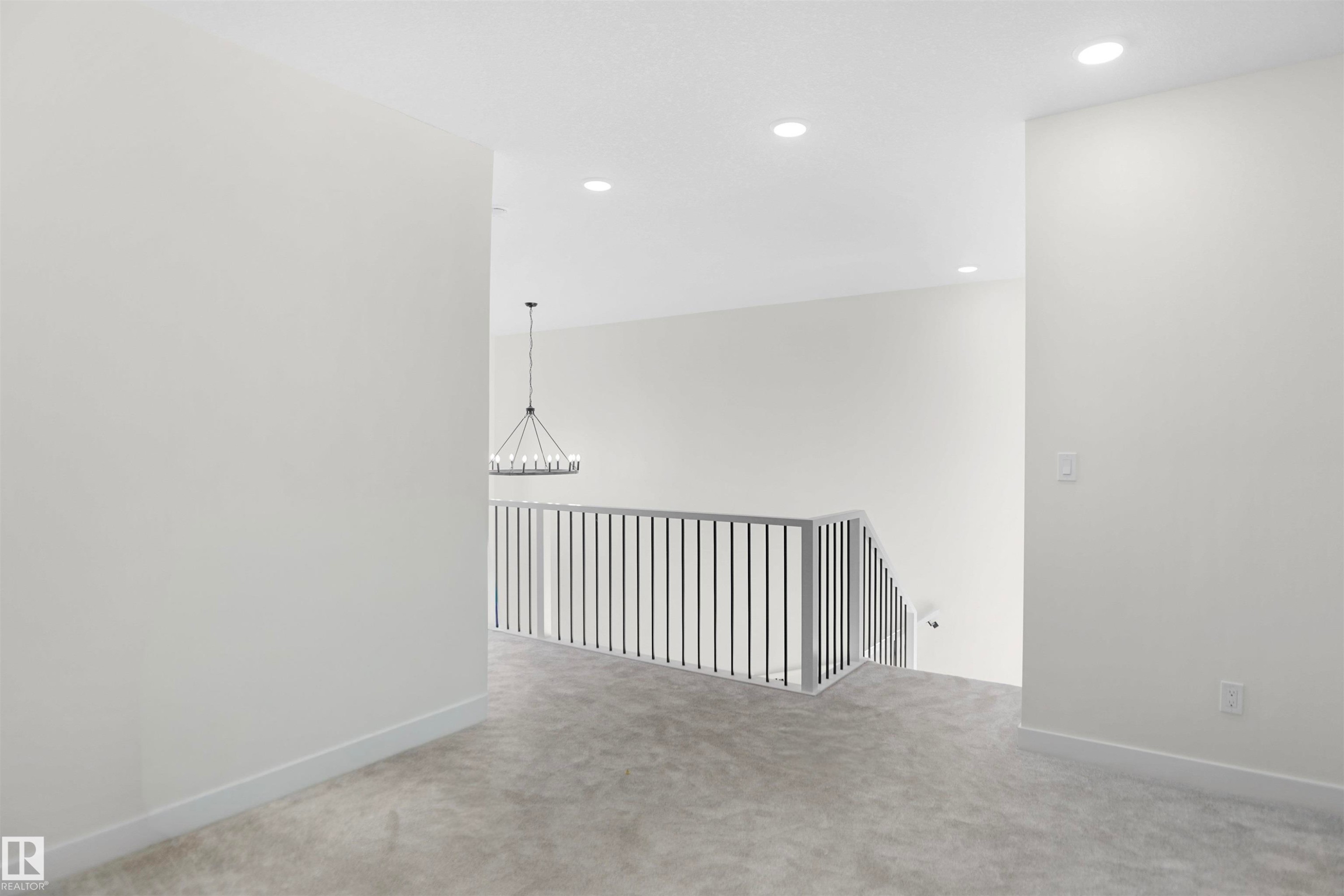 6807 169 Avenue, Edmonton, AB - Indoor Photo Showing Other Room