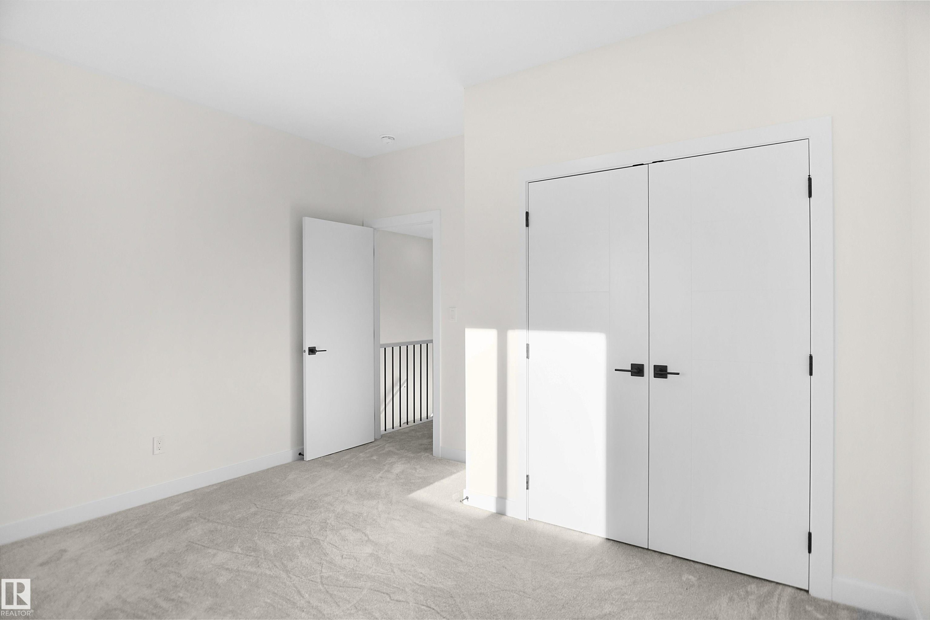 6807 169 Avenue, Edmonton, AB - Indoor Photo Showing Other Room