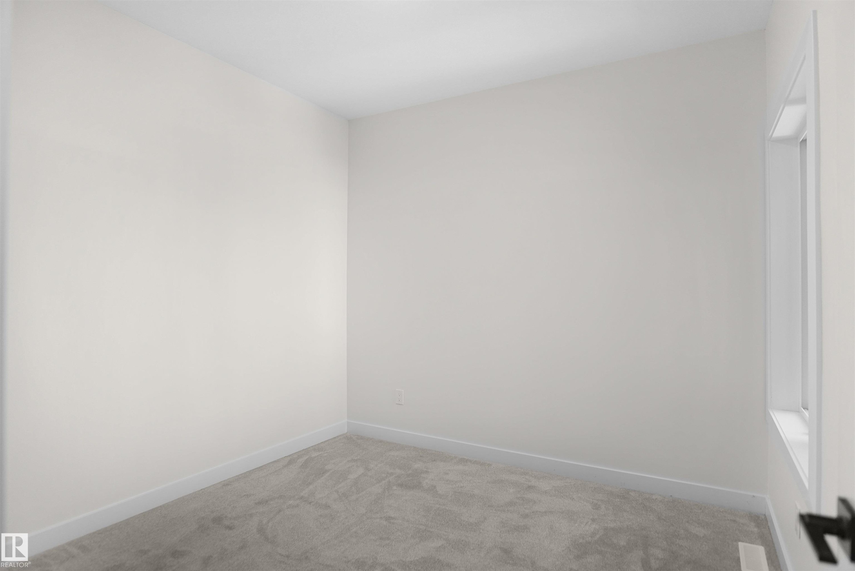 6807 169 Avenue, Edmonton, AB - Indoor Photo Showing Other Room