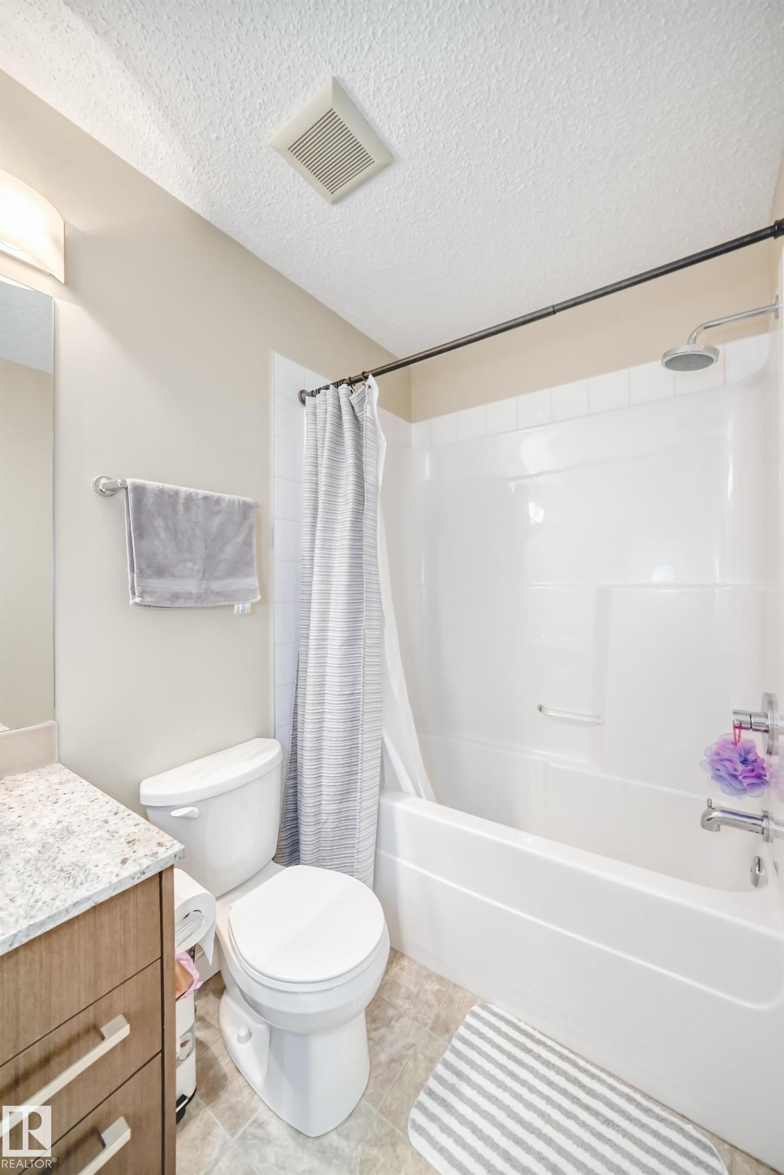 55 655 Watt Boulevard, Edmonton, AB - Indoor Photo Showing Bathroom