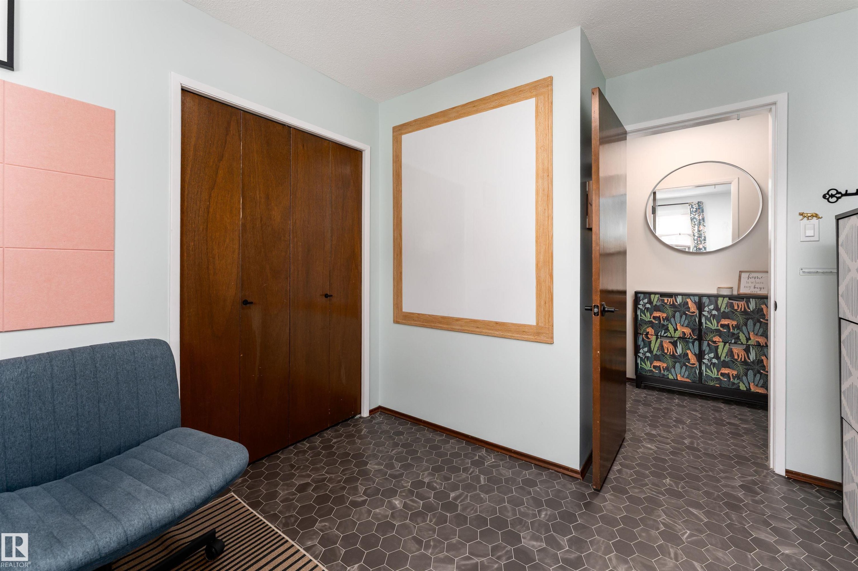 15007 115 Street, Edmonton, AB - Indoor Photo Showing Other Room