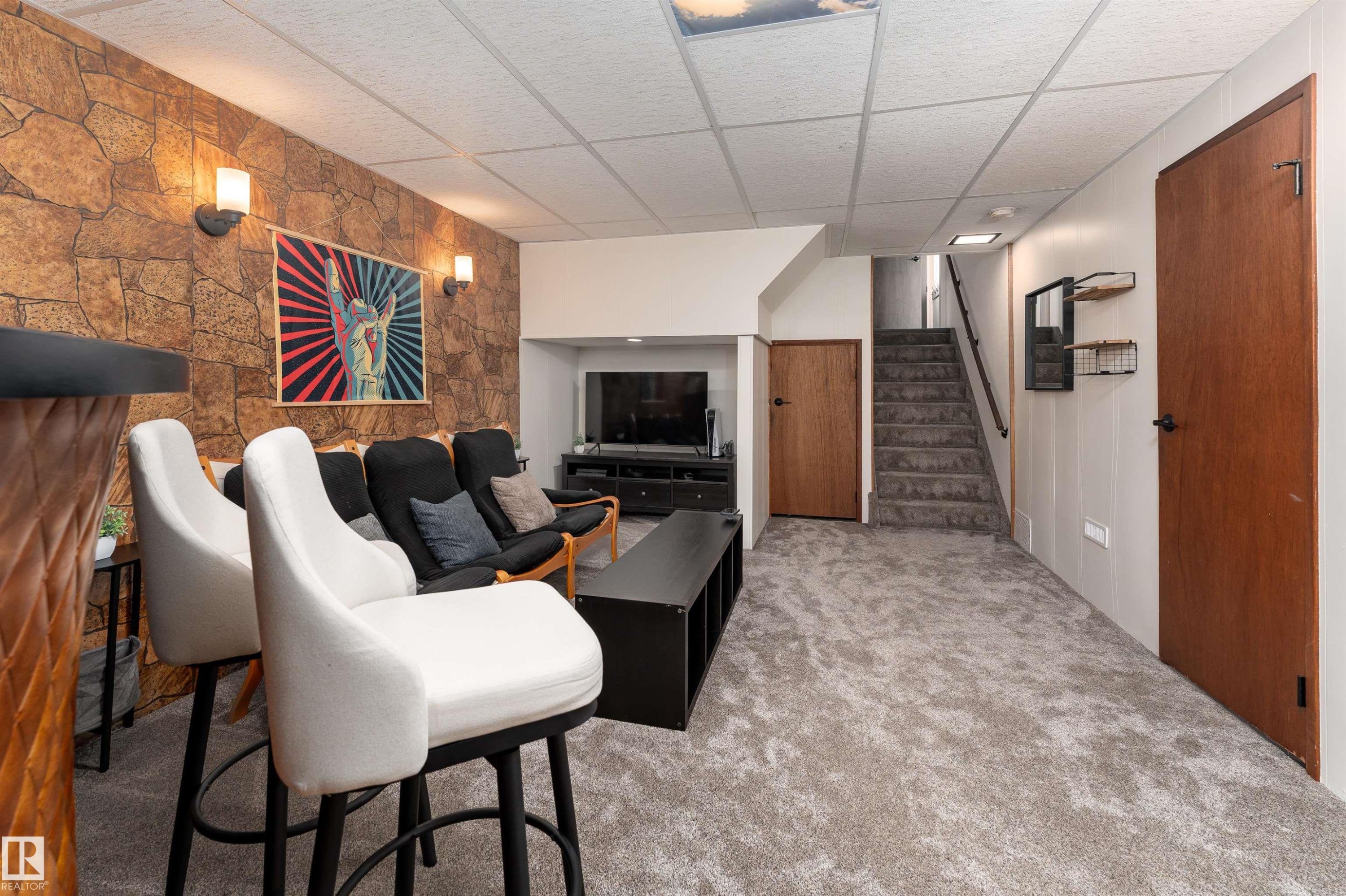 15007 115 Street, Edmonton, AB - Indoor