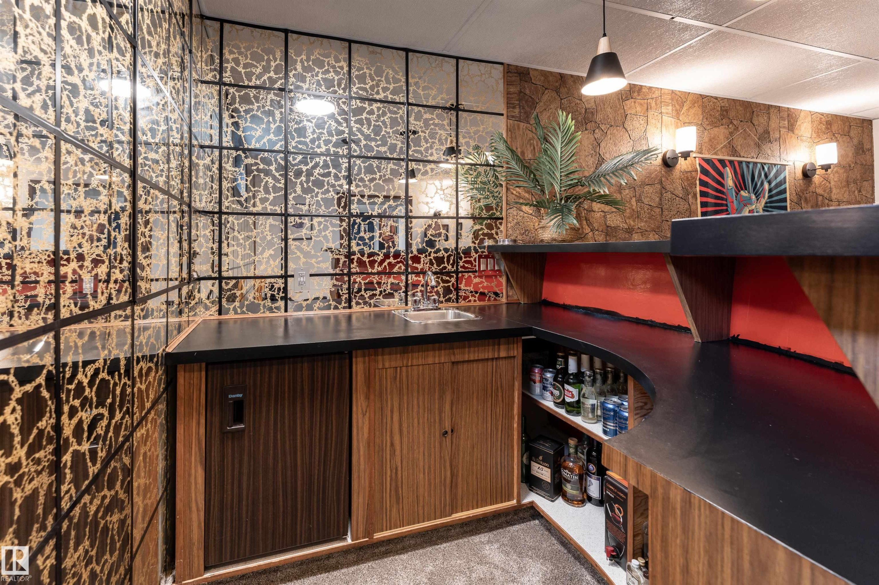 15007 115 Street, Edmonton, AB - Indoor Photo Showing Other Room