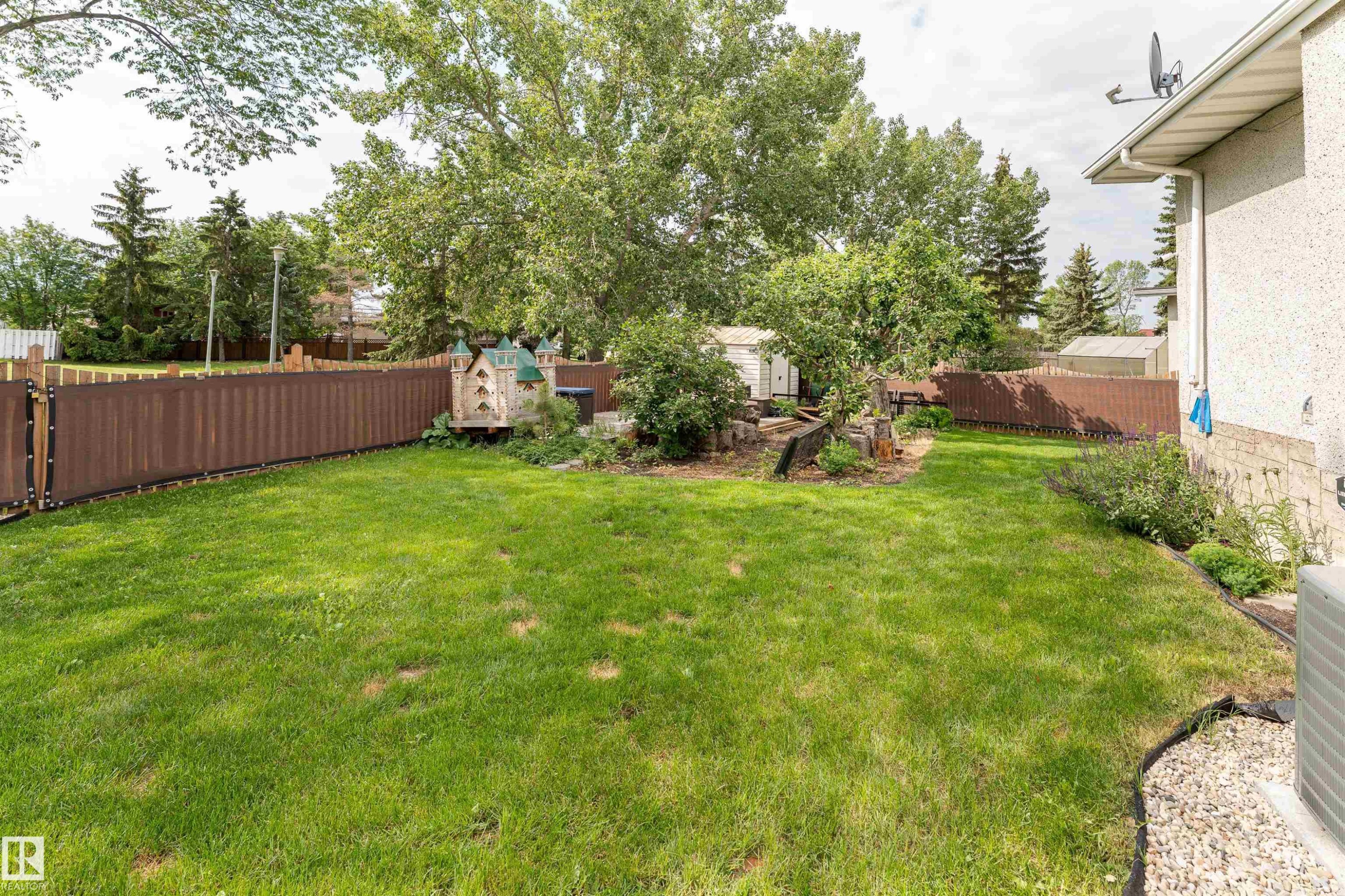 15007 115 Street, Edmonton, AB - Outdoor