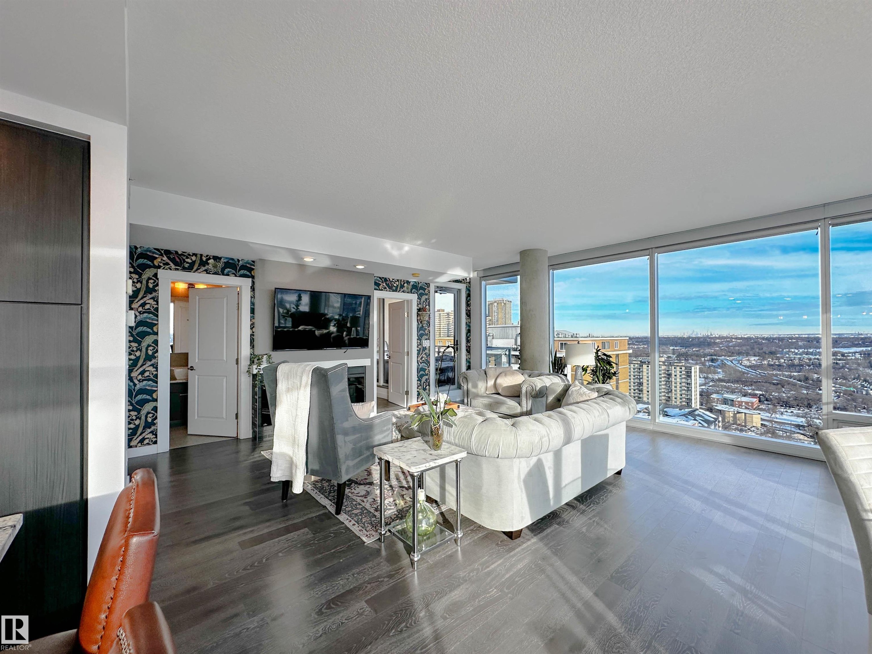 1804 9720 106 Street, Edmonton, AB - Indoor Photo Showing Living Room