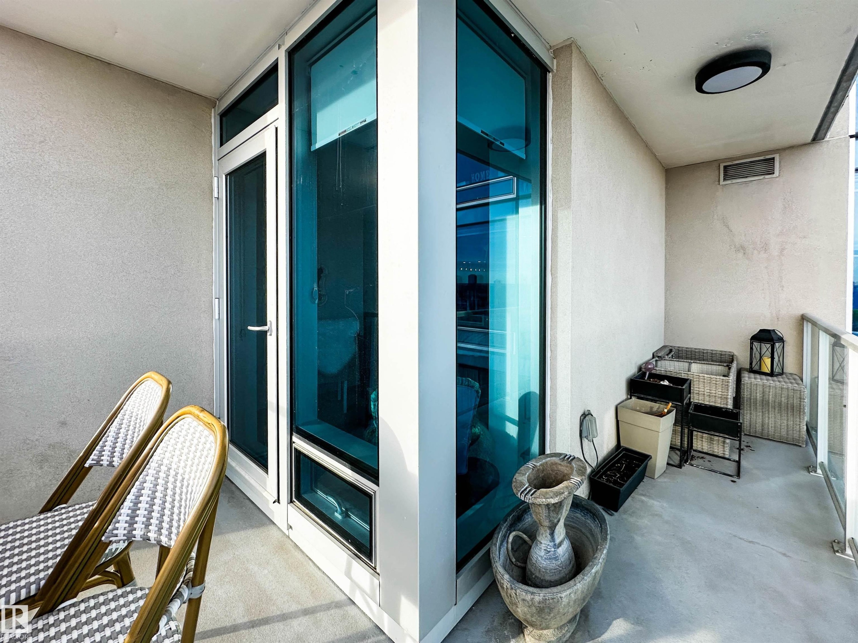 1804 9720 106 Street, Edmonton, AB - With Exterior