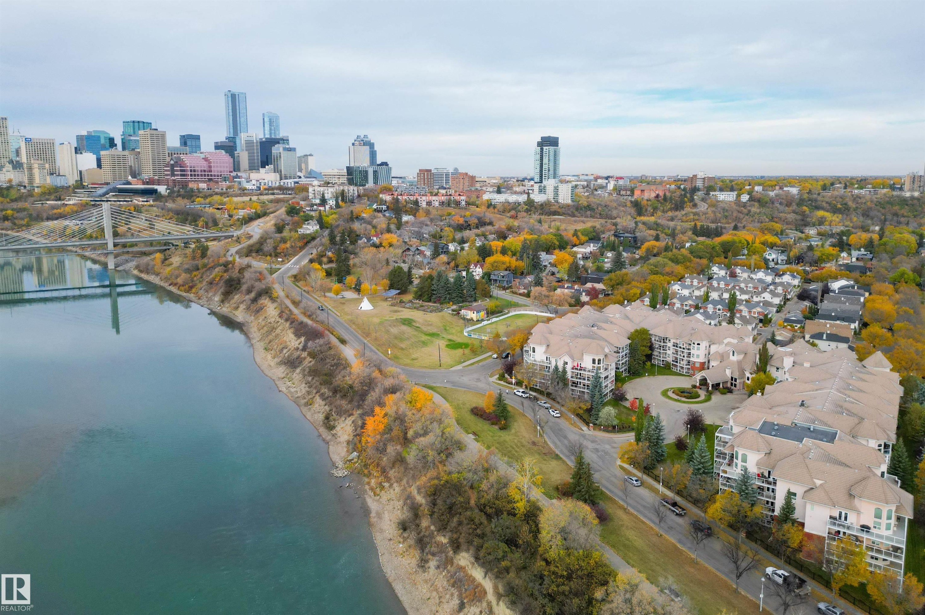 336 9008 99 Avenue, Edmonton, AB - Outdoor With View