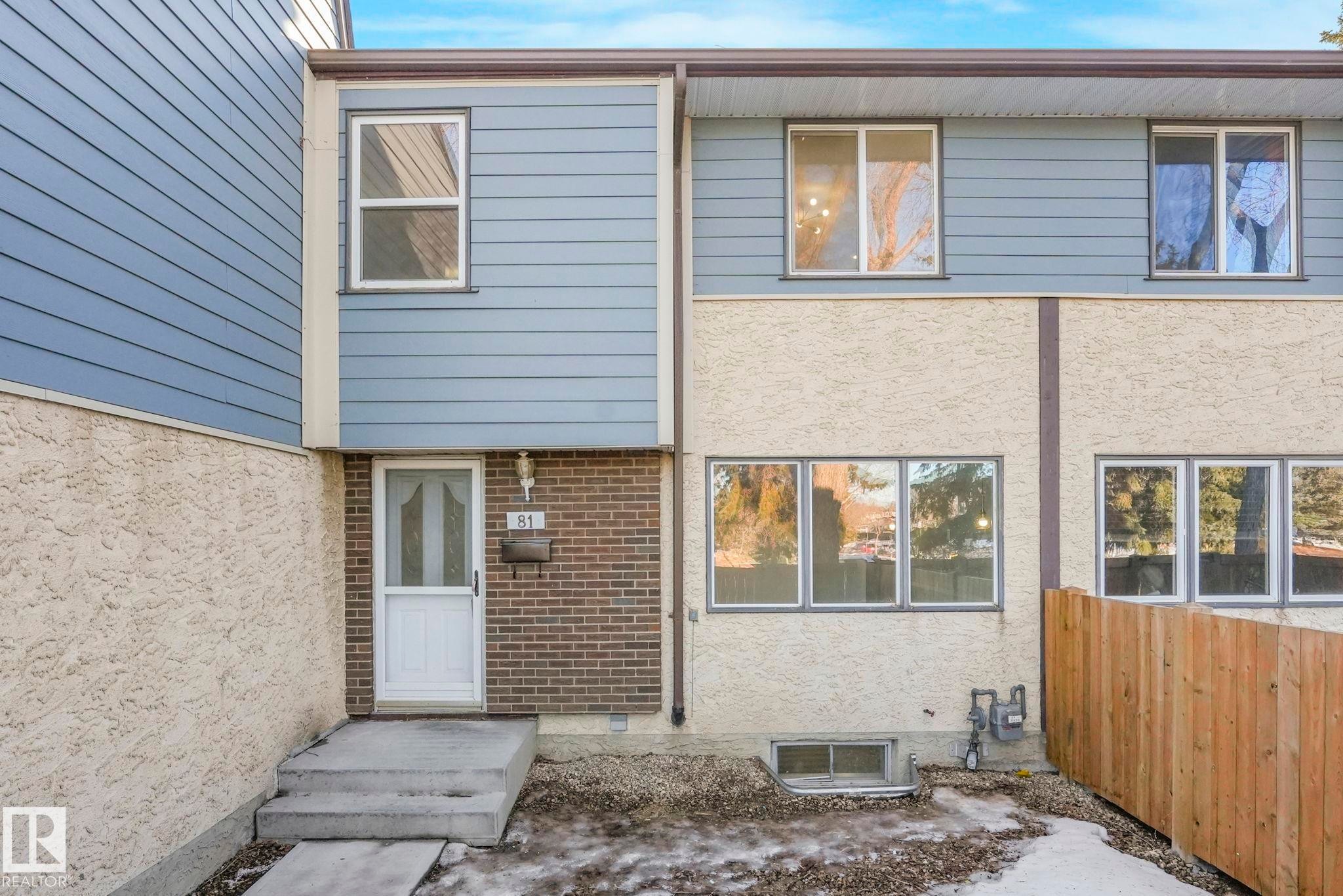 81 Willowdale Place, Edmonton, AB - Outdoor With Exterior