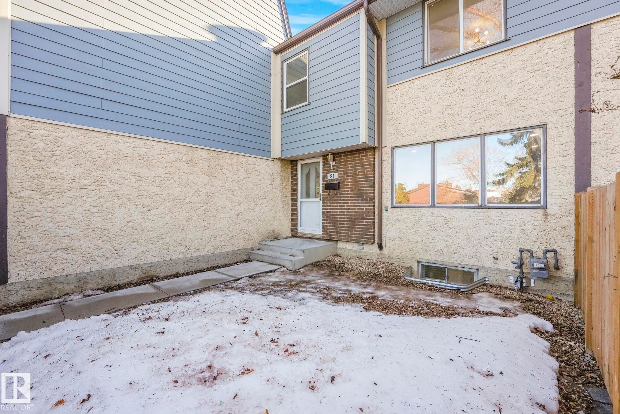 81 Willowdale Place, Edmonton, AB - Outdoor With Exterior