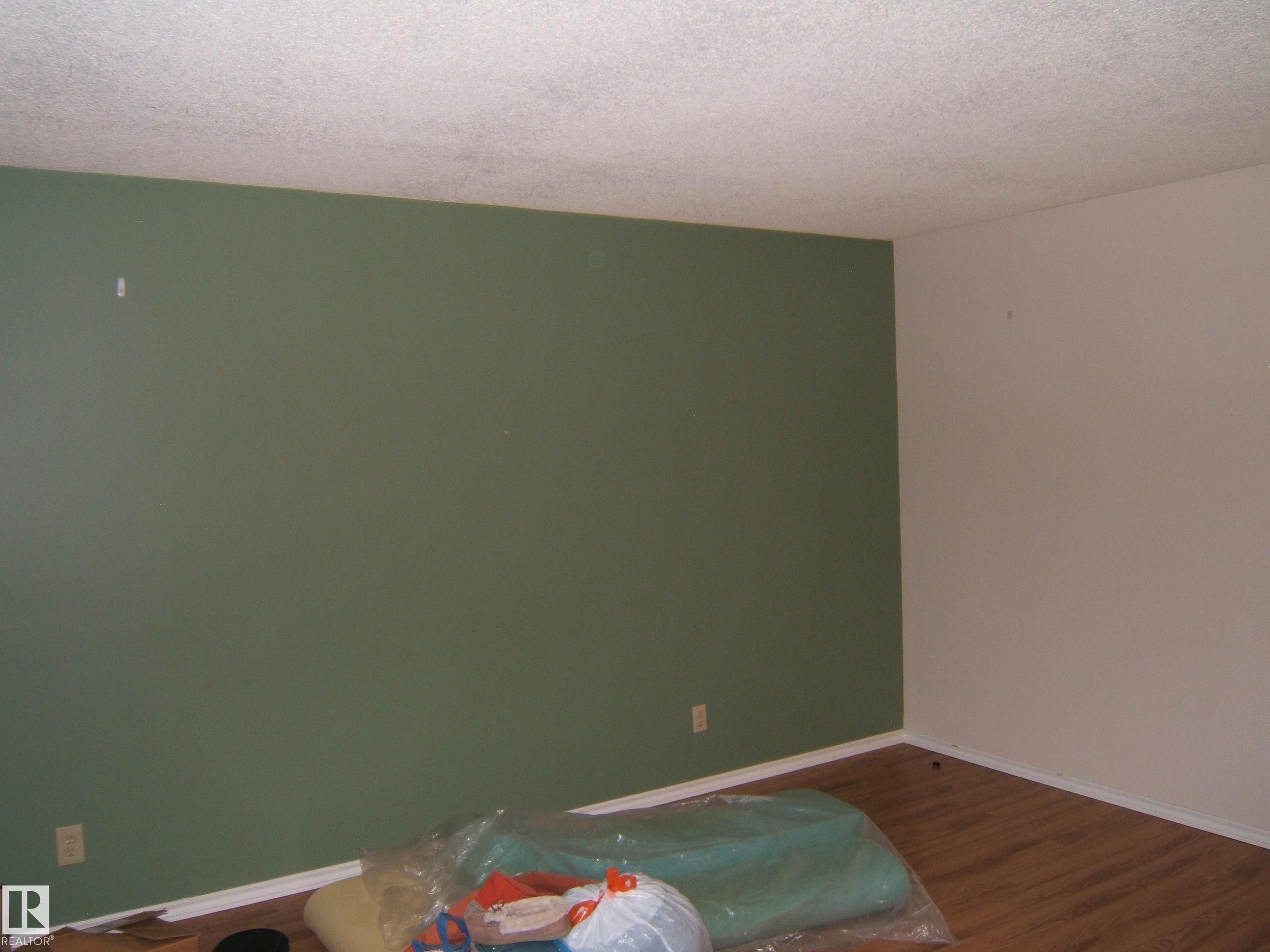 4901 47 Avenue, Myrnam, AB - Indoor