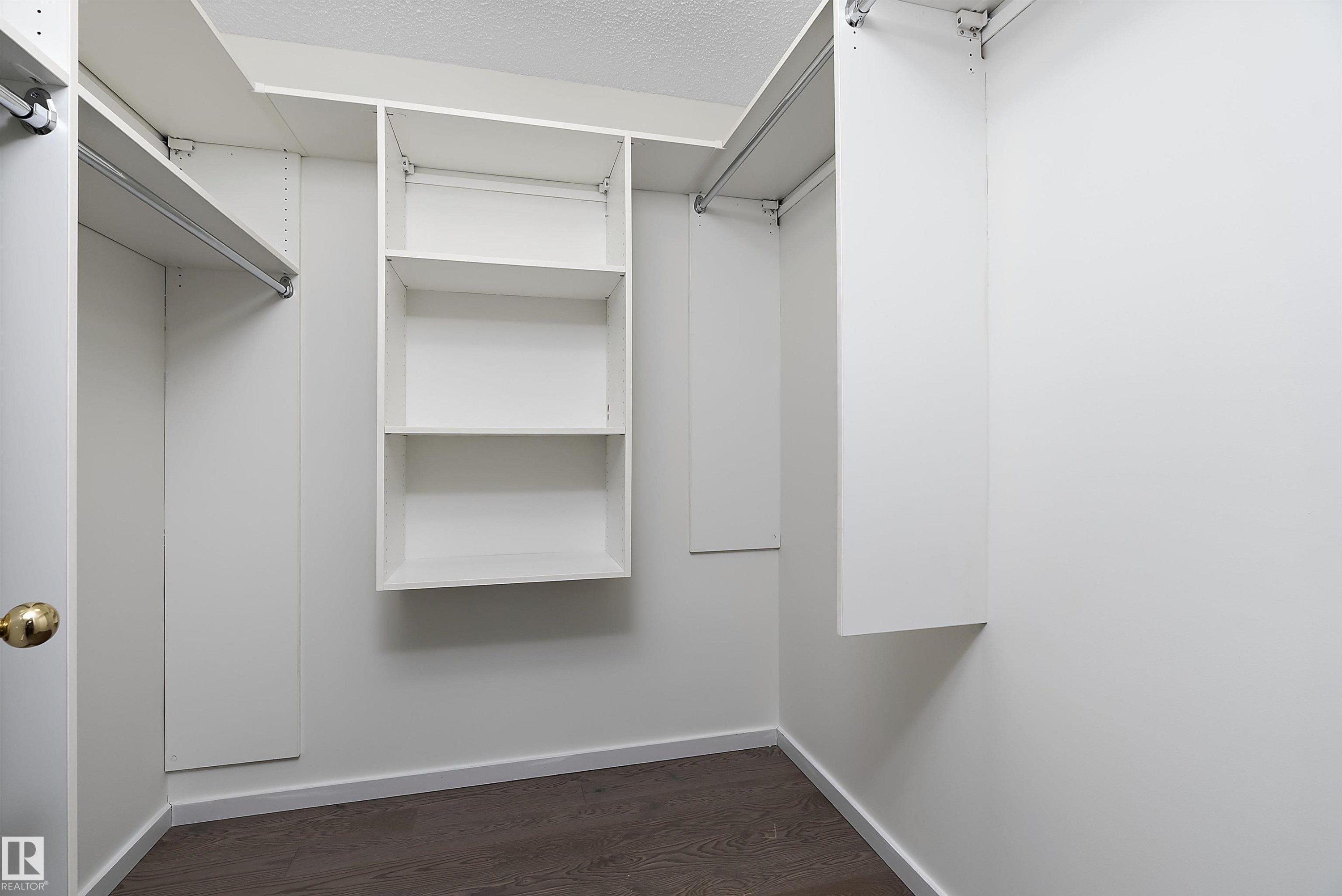 409 10221 111 Street, Edmonton, AB - Indoor With Storage
