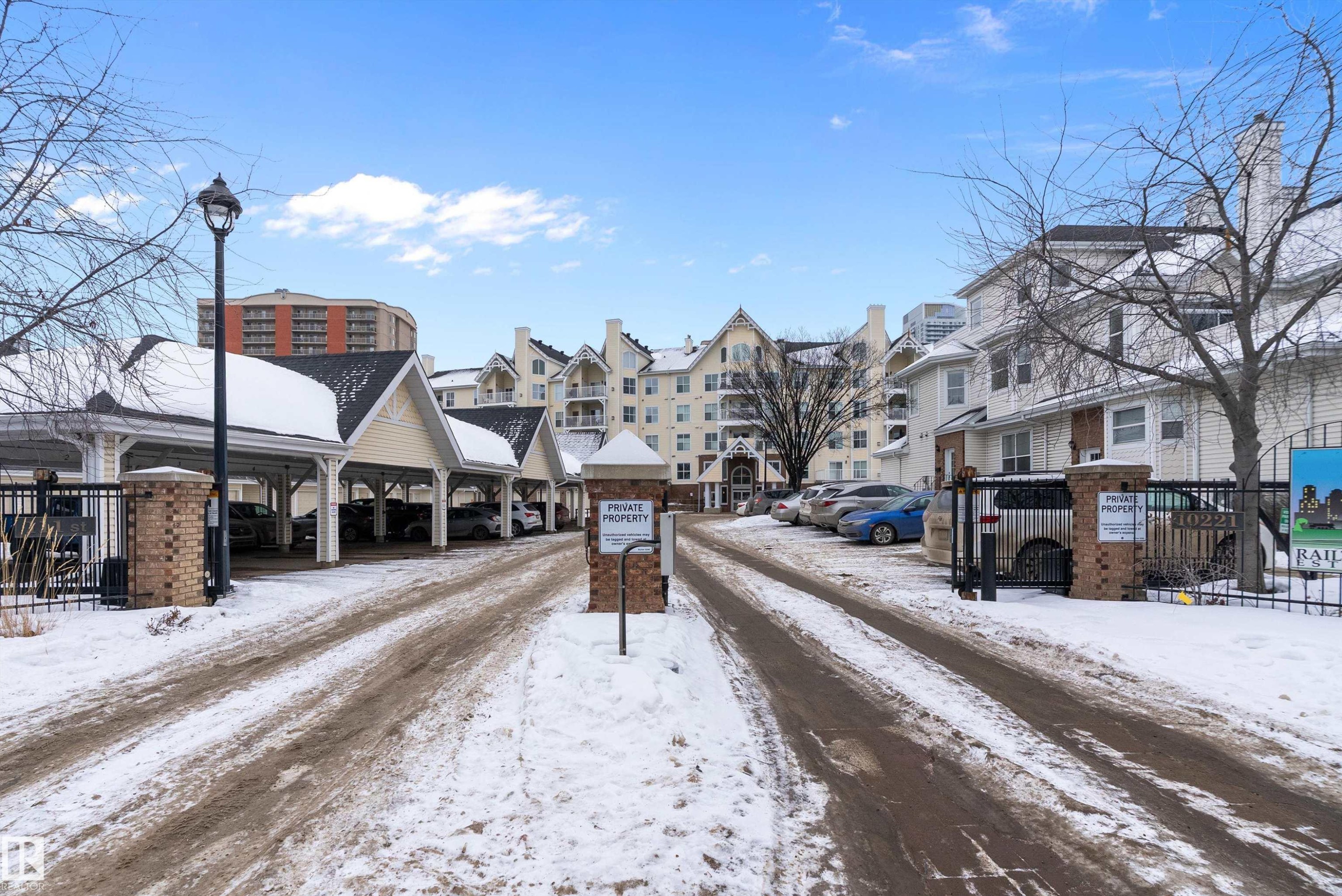 409 10221 111 Street, Edmonton, AB - Outdoor With Facade