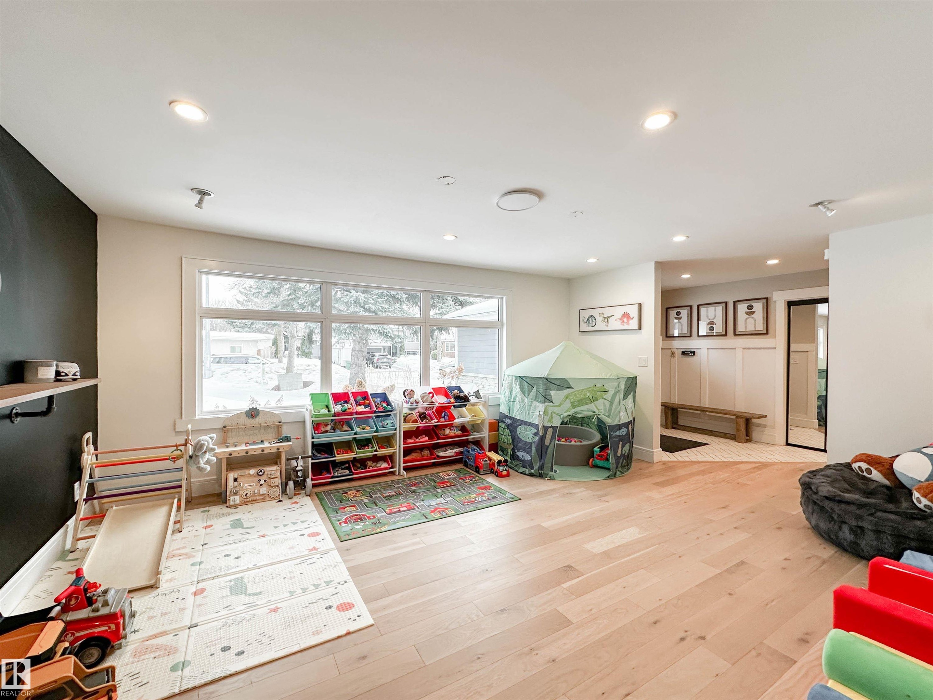 23 Flagstone Crescent, St. Albert, AB - Indoor