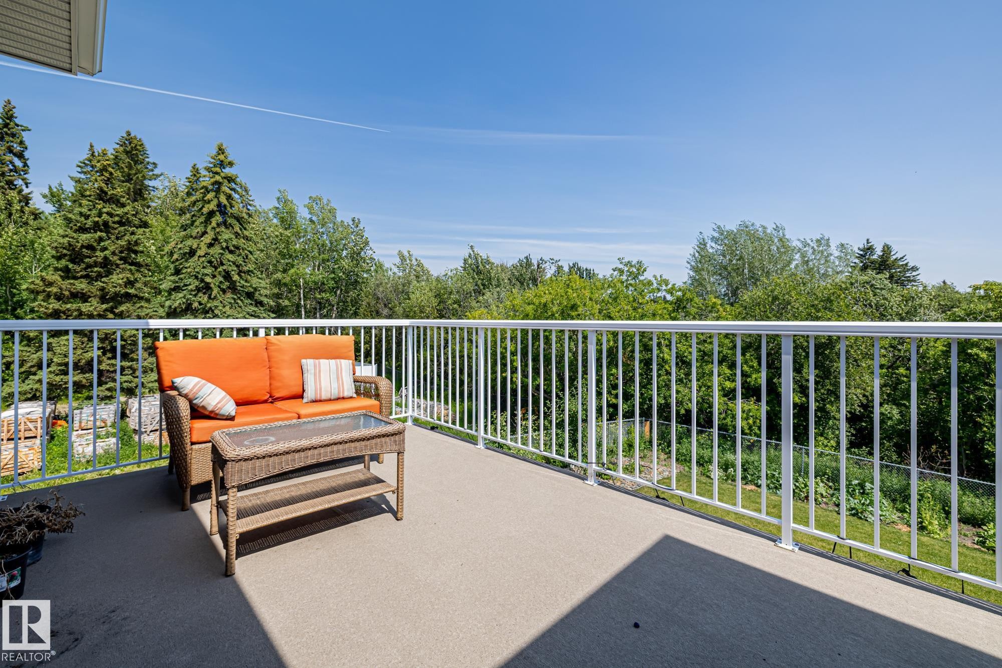 5225 55St, Wabamun, AB - Outdoor