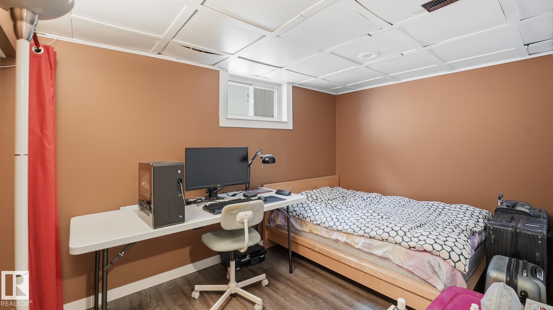 Bedroom featuring wood finished floors and an office area - 11520 78 Avenue Nw, Edmonton, AB - Indoor Photo Showing Office