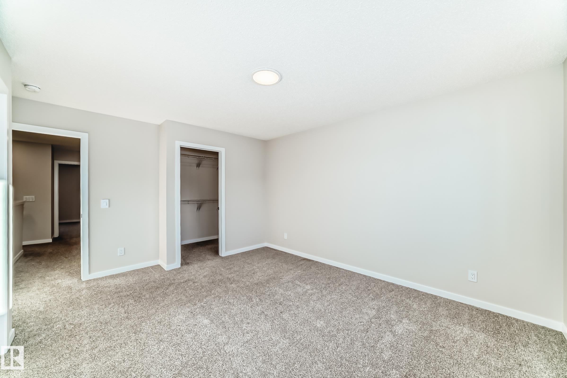 5025 Kinney Link Link, Edmonton, AB - Indoor Photo Showing Other Room