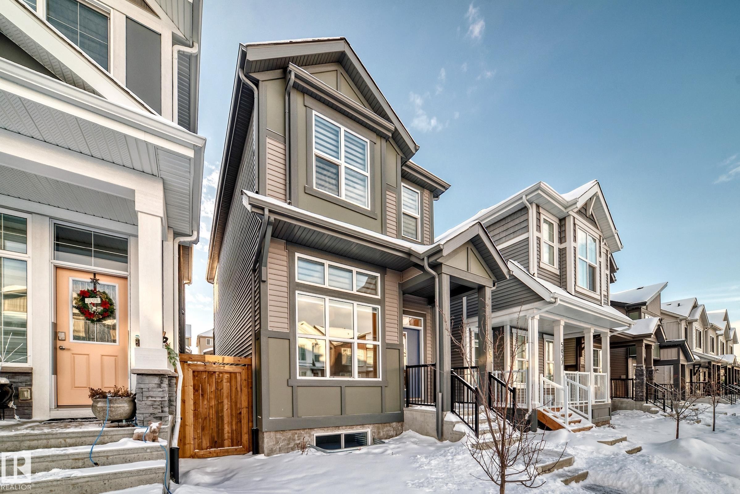 5025 Kinney Link Link, Edmonton, AB - Outdoor With Facade