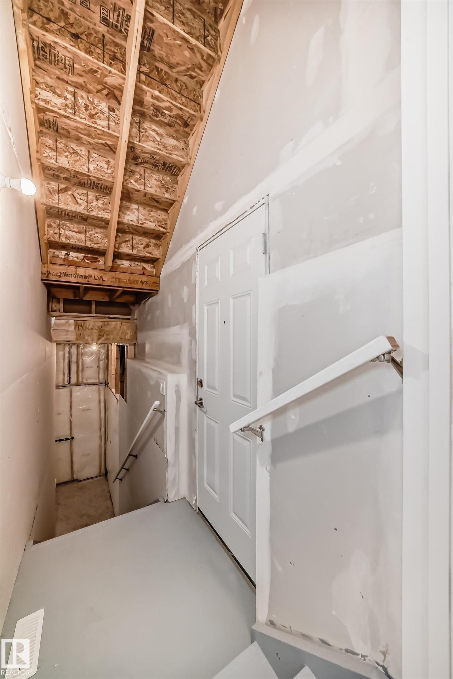 5025 Kinney Link Link, Edmonton, AB - Indoor Photo Showing Other Room