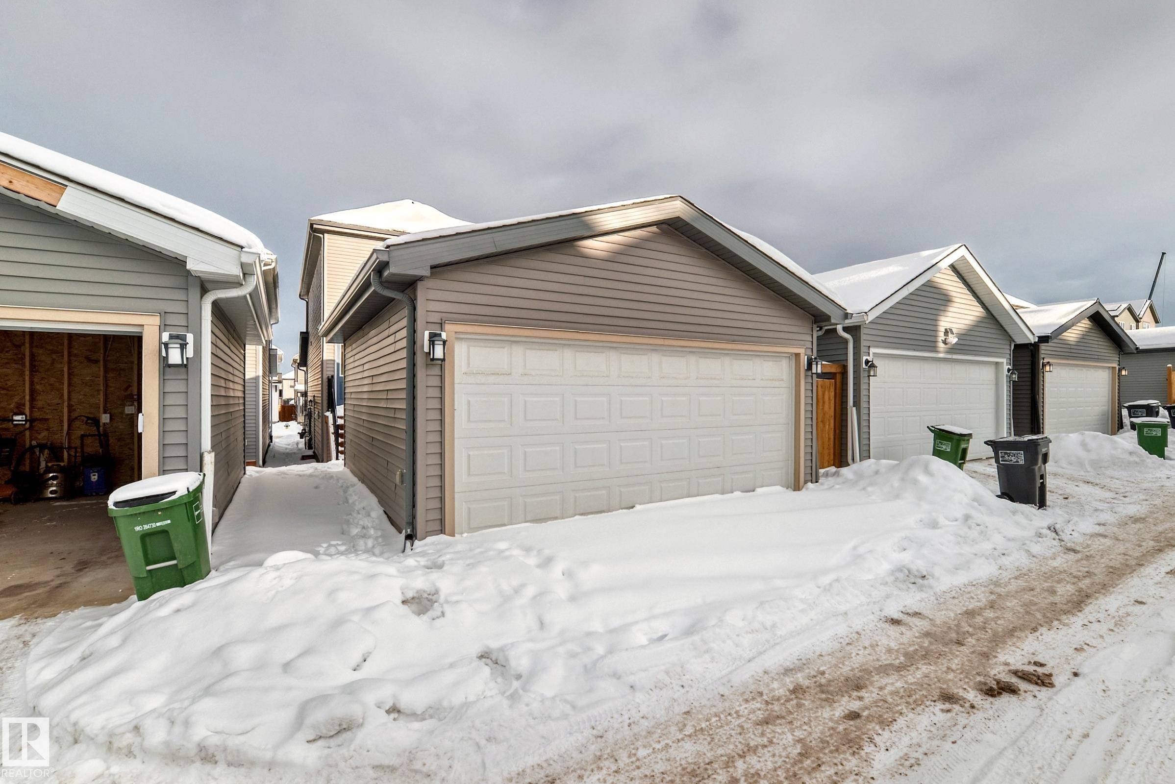 5025 Kinney Link Link, Edmonton, AB - Outdoor With Exterior