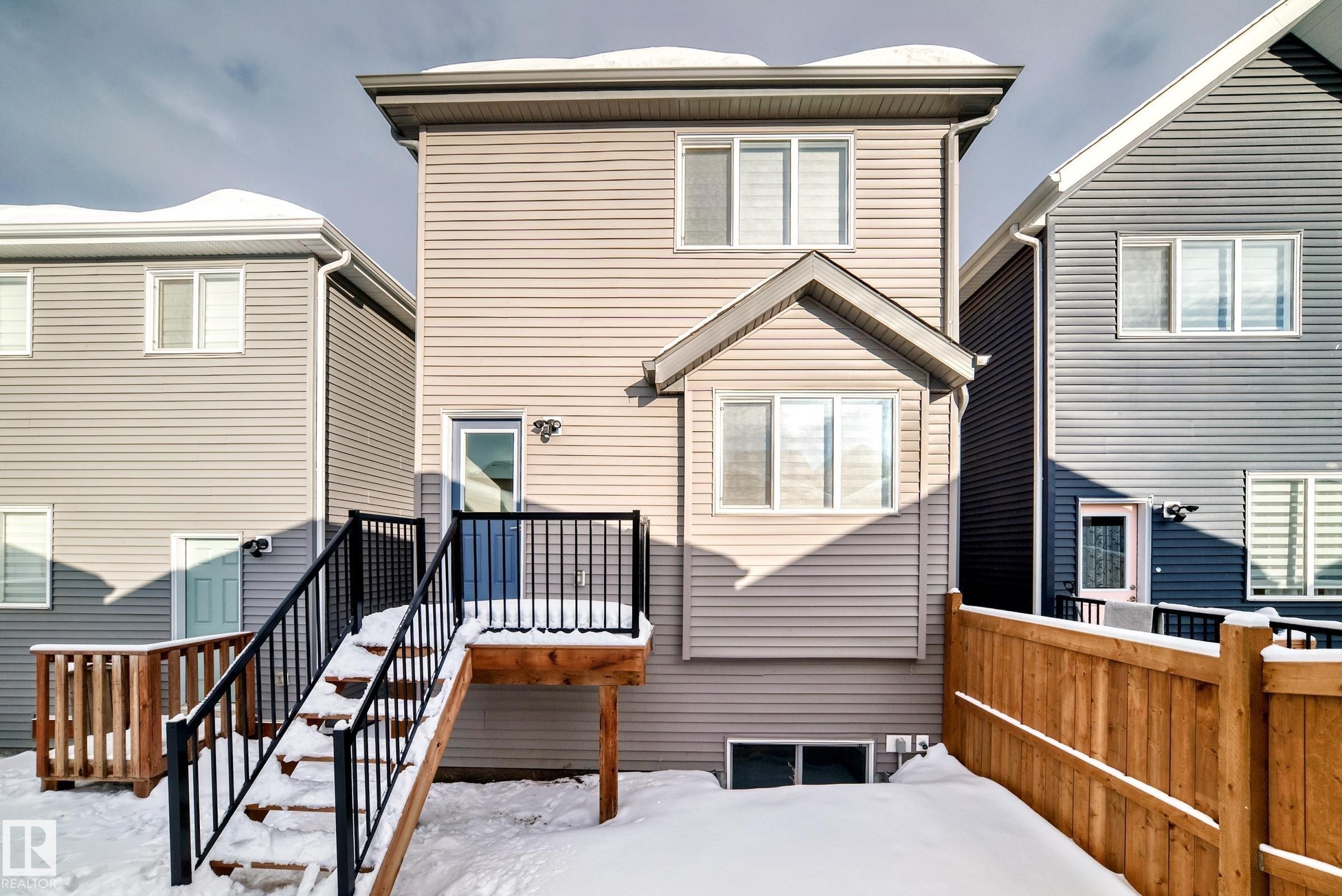 5025 Kinney Link Link, Edmonton, AB - Outdoor With Exterior