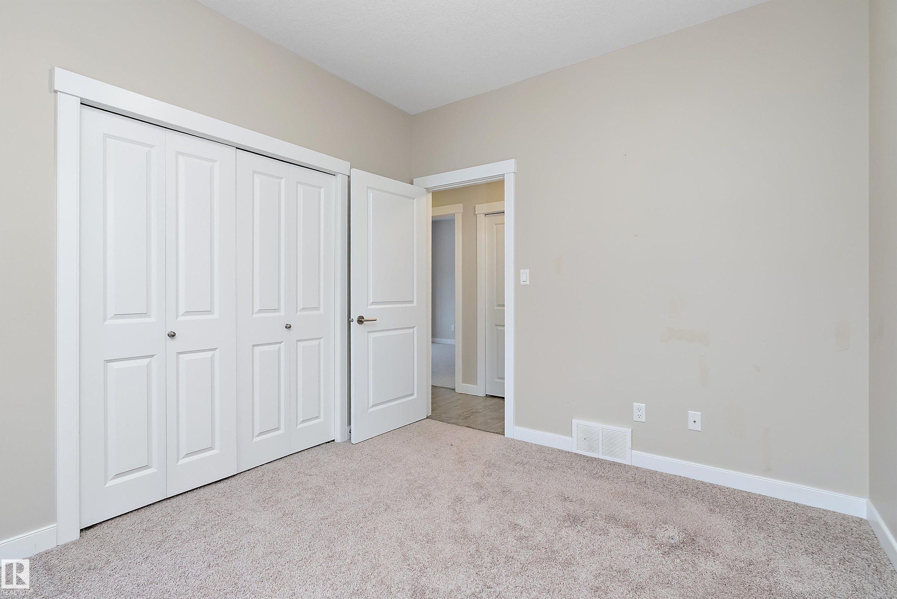 3403 Graybriar Green, Stony Plain, AB - Indoor Photo Showing Other Room