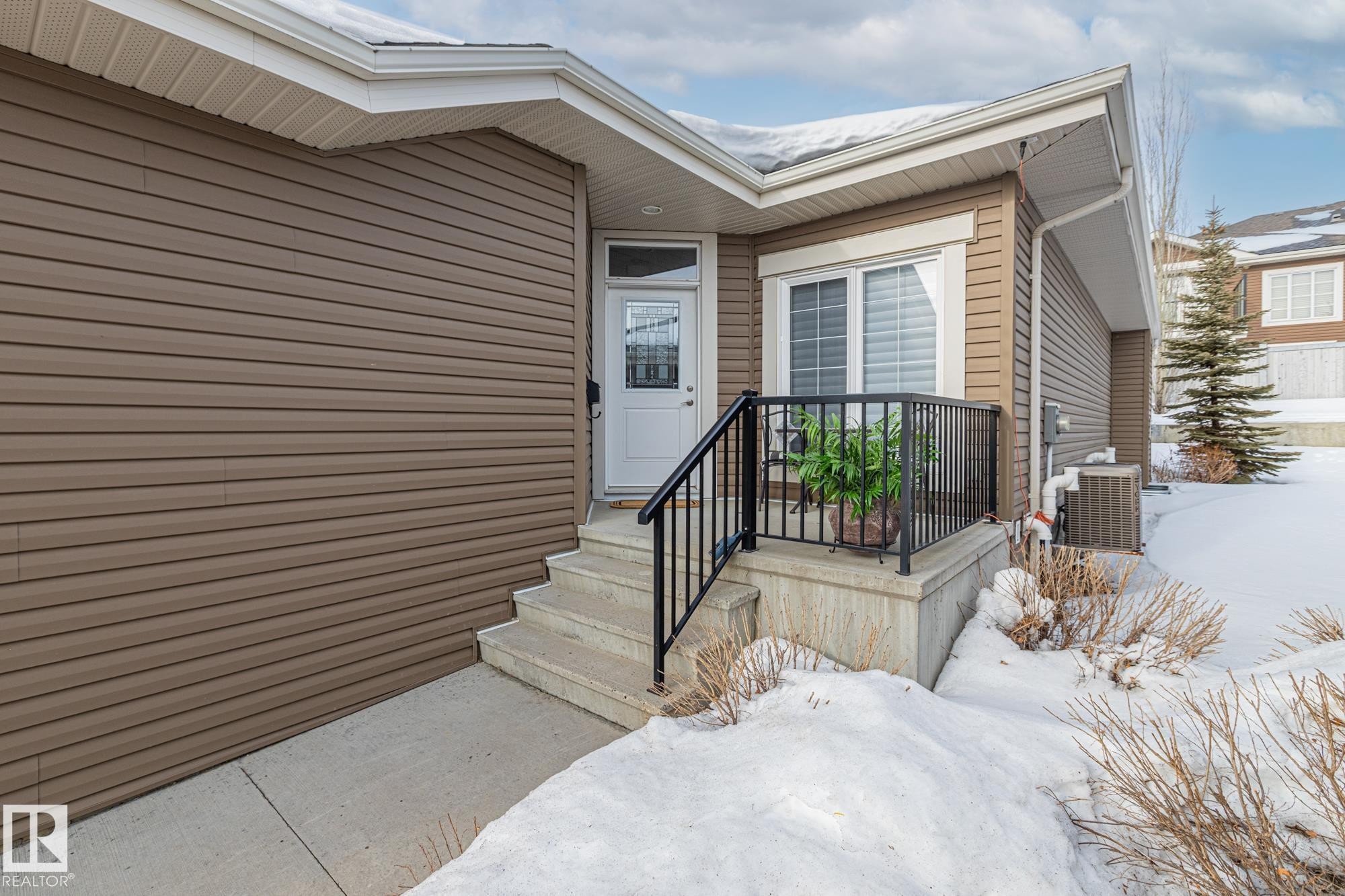 18 8 Lynx Close, St. Albert, AB - Outdoor