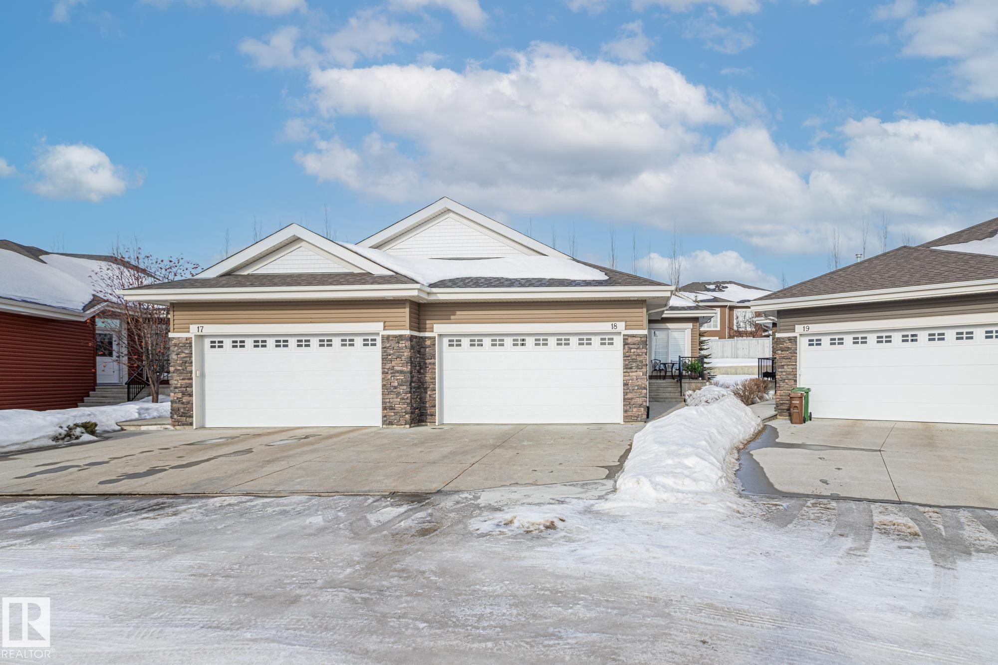 18 8 Lynx Close, St. Albert, AB - Outdoor With Facade