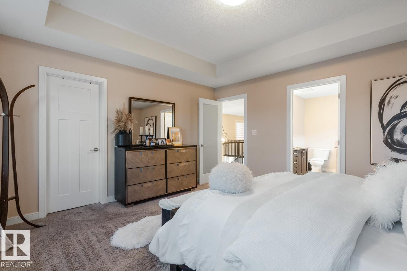 3693 Claxton Place, Edmonton, AB - Indoor Photo Showing Bedroom