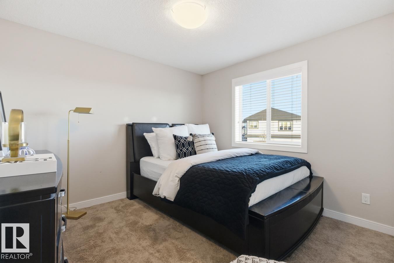 3693 Claxton Place, Edmonton, AB - Indoor Photo Showing Bedroom