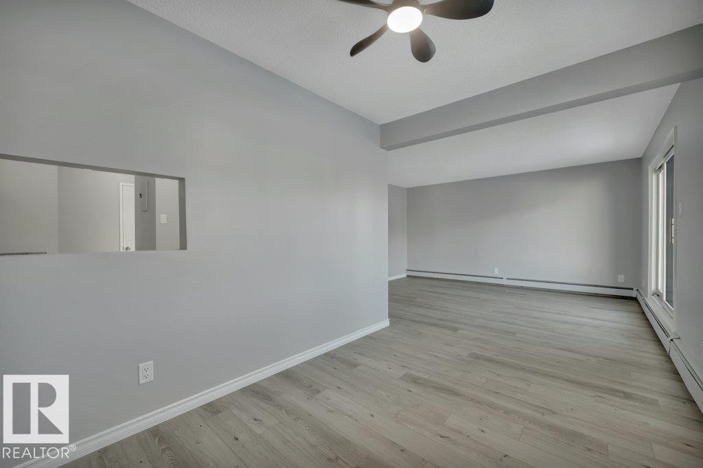 3 7404 38 Avenue, Edmonton, AB - Indoor Photo Showing Other Room