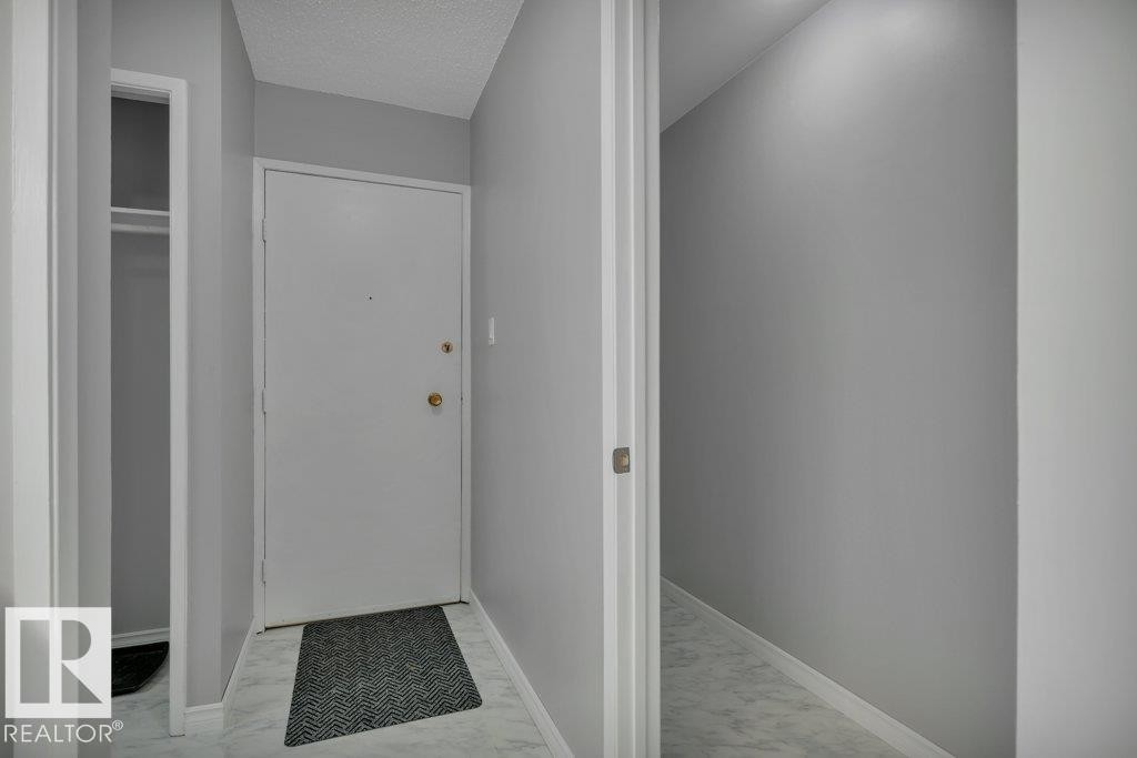 3 7404 38 Avenue, Edmonton, AB - Indoor Photo Showing Other Room