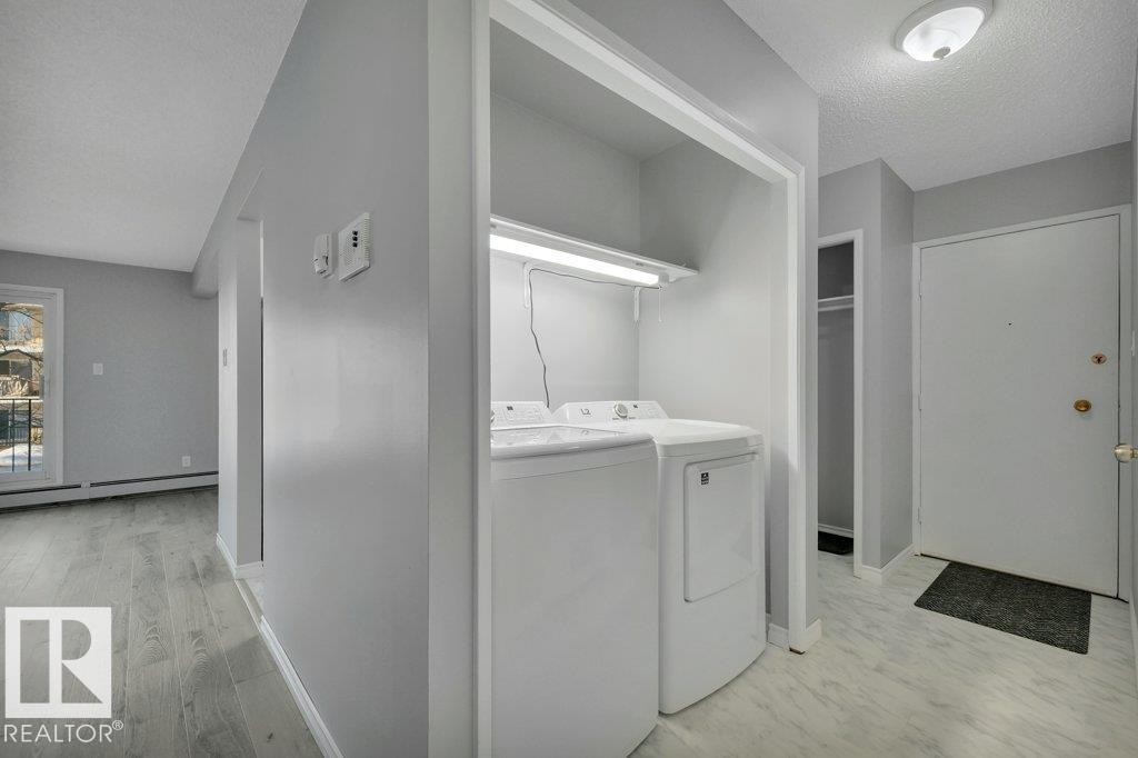 3 7404 38 Avenue, Edmonton, AB - Indoor Photo Showing Laundry Room