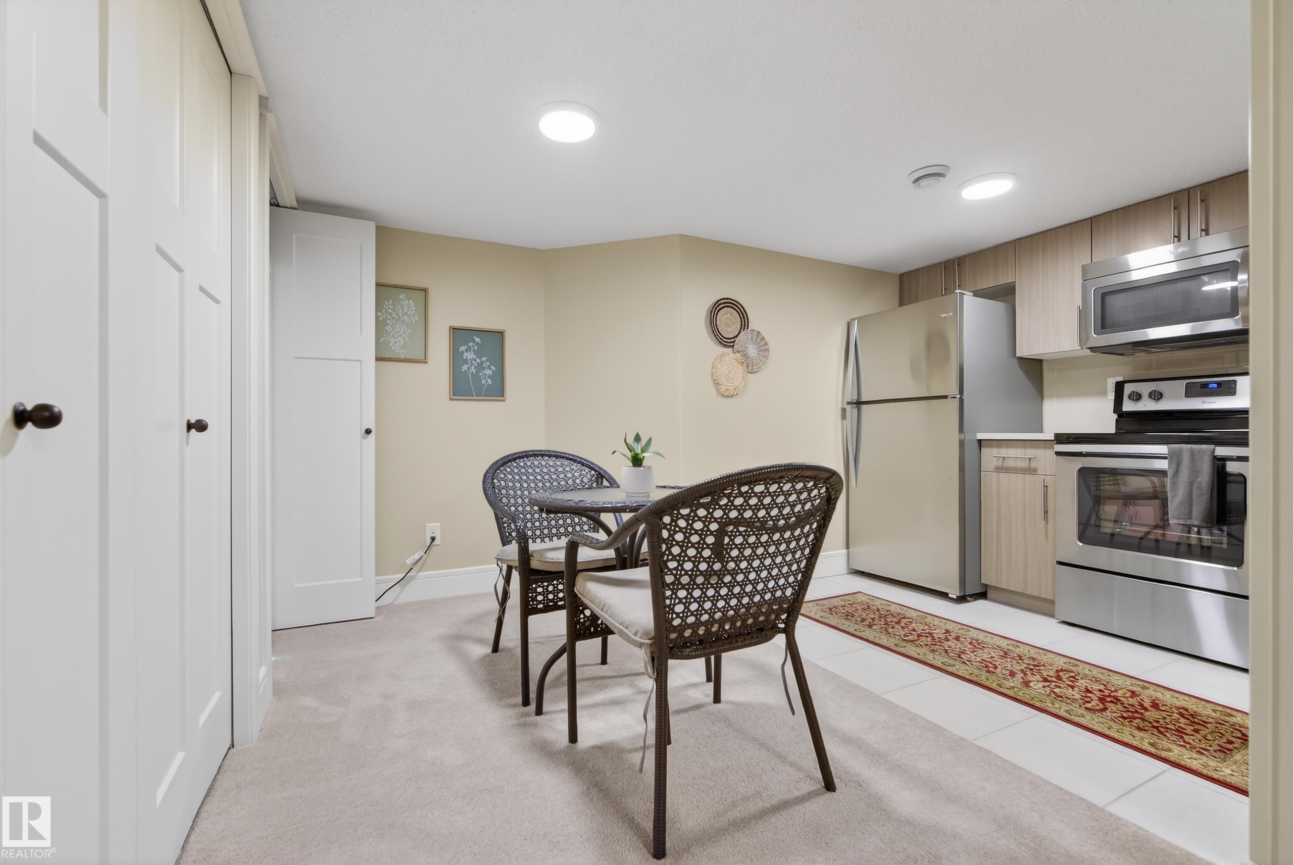 3687 Westcliff Way, Edmonton, AB - Indoor Photo Showing Other Room