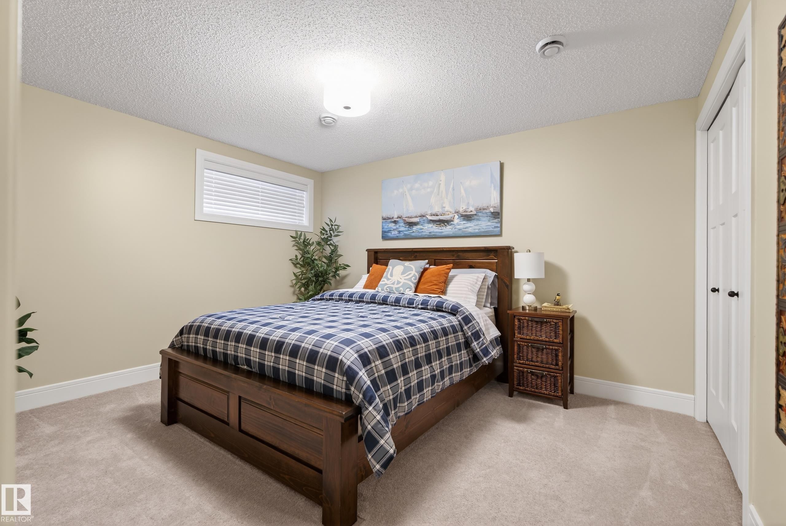 3687 Westcliff Way, Edmonton, AB - Indoor Photo Showing Bedroom