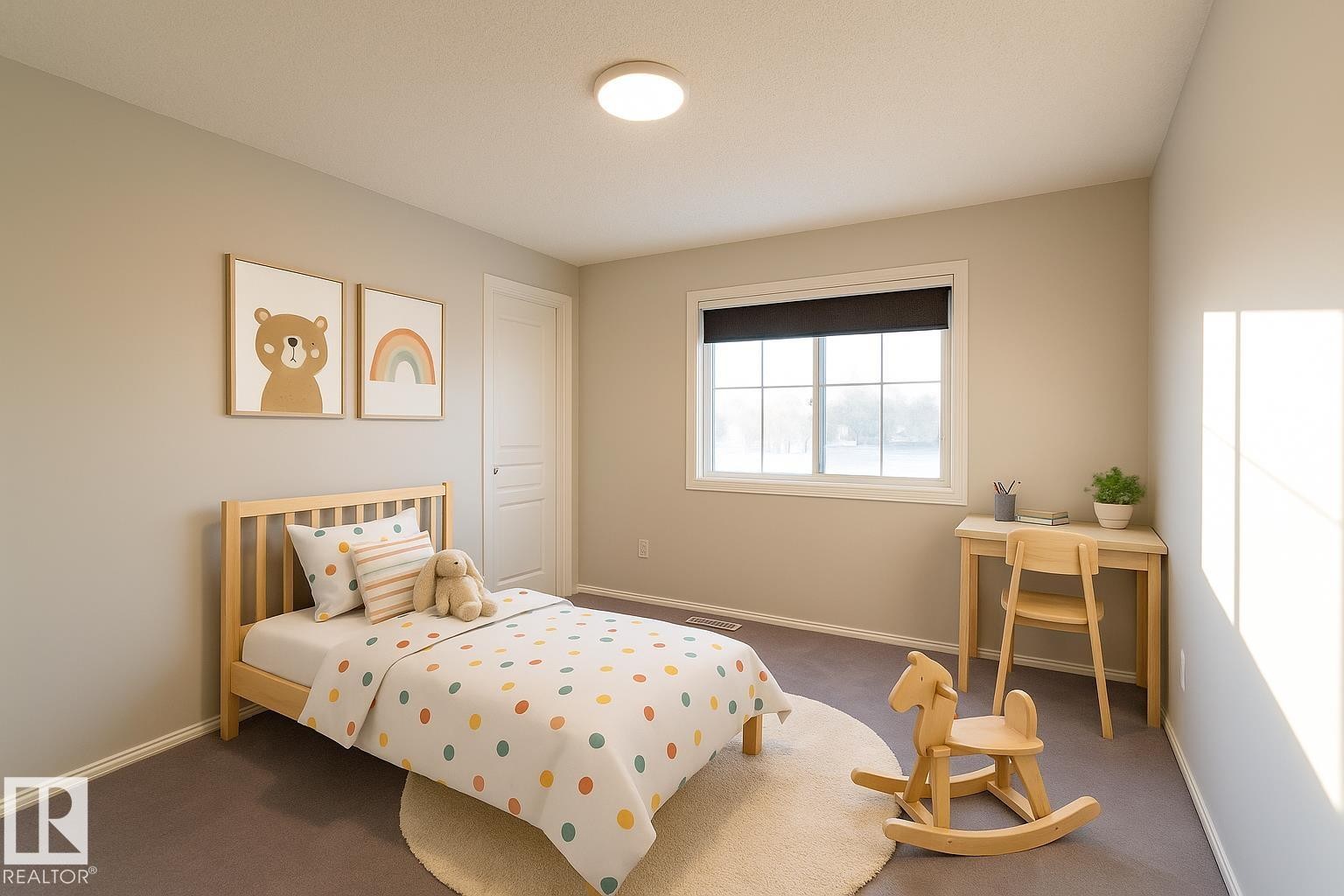 11211 11 Ave, Edmonton, AB - Indoor Photo Showing Bedroom