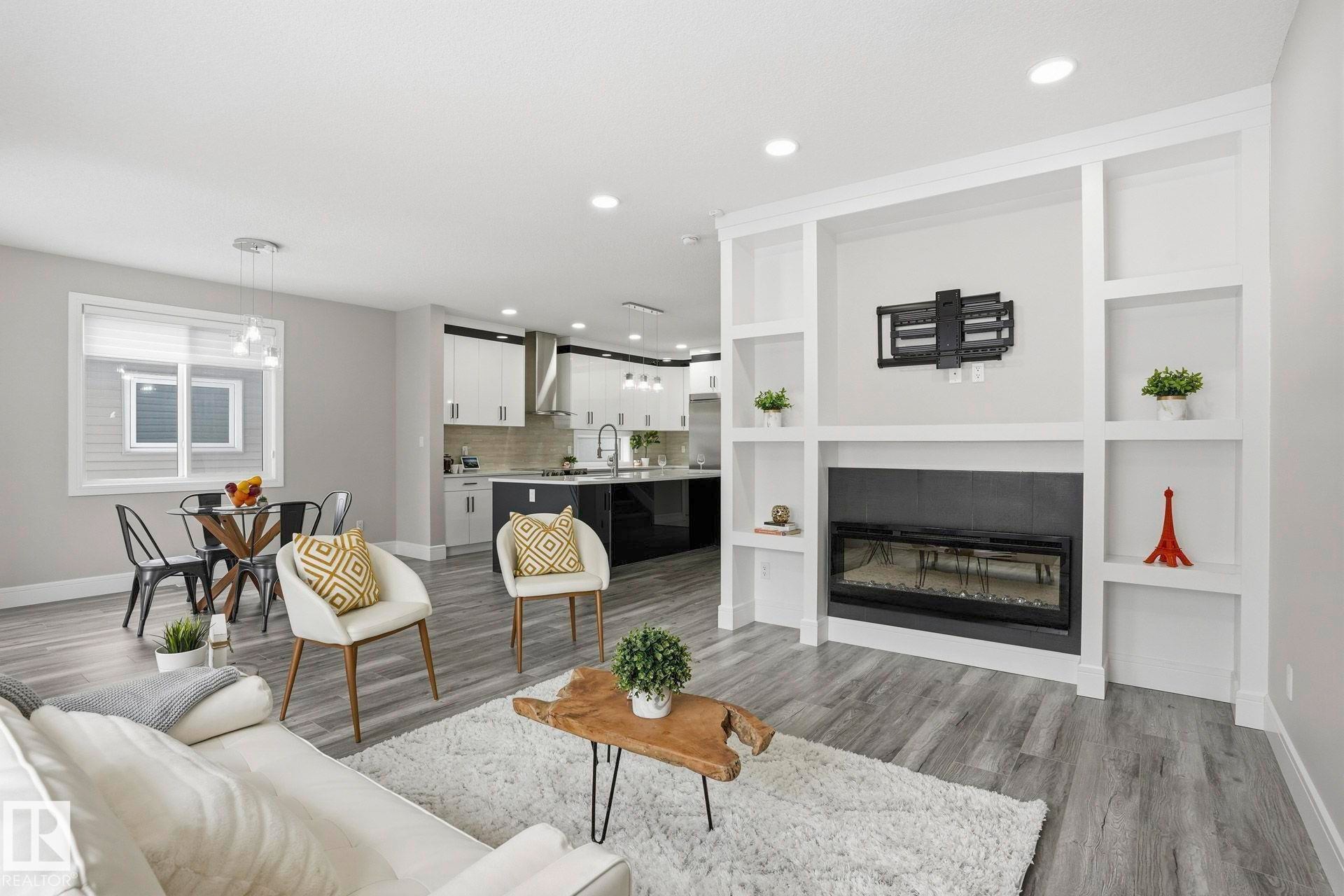 10633 64 Avenue, Edmonton, AB - Indoor Photo Showing Living Room With Fireplace