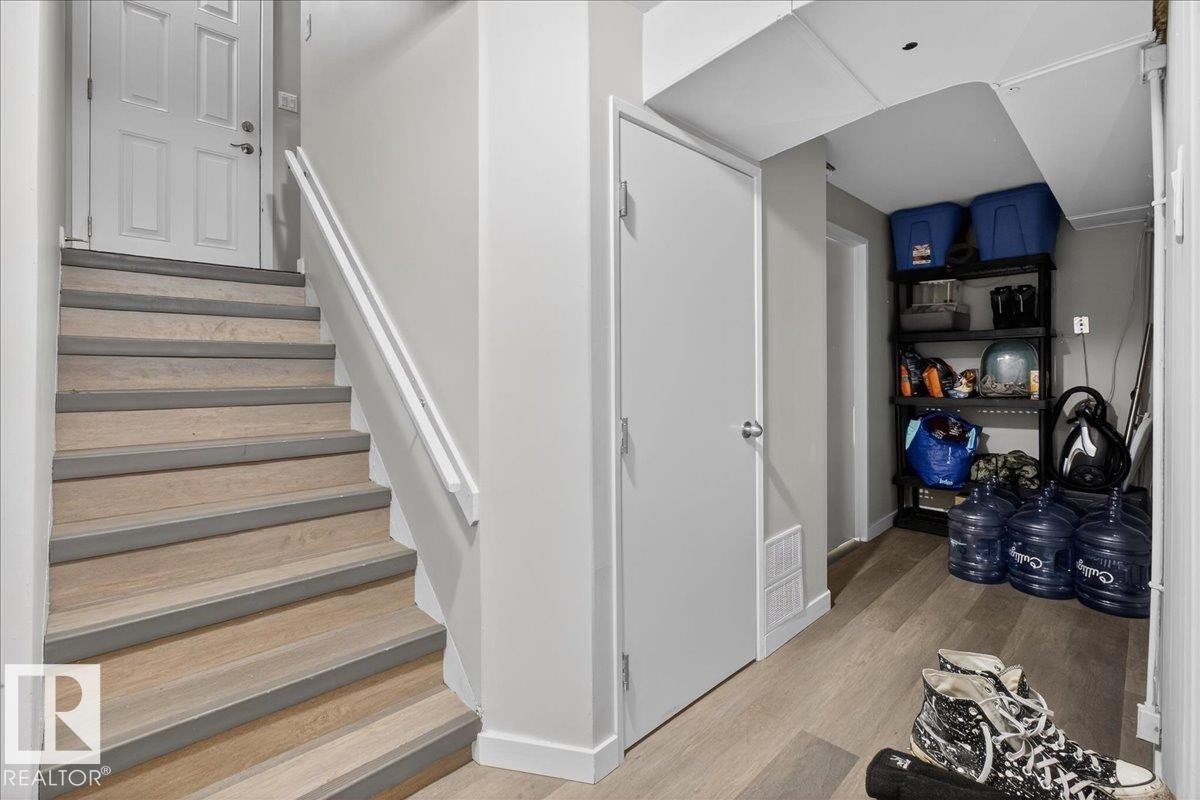 9909 77 Street, Edmonton, AB - Indoor Photo Showing Other Room