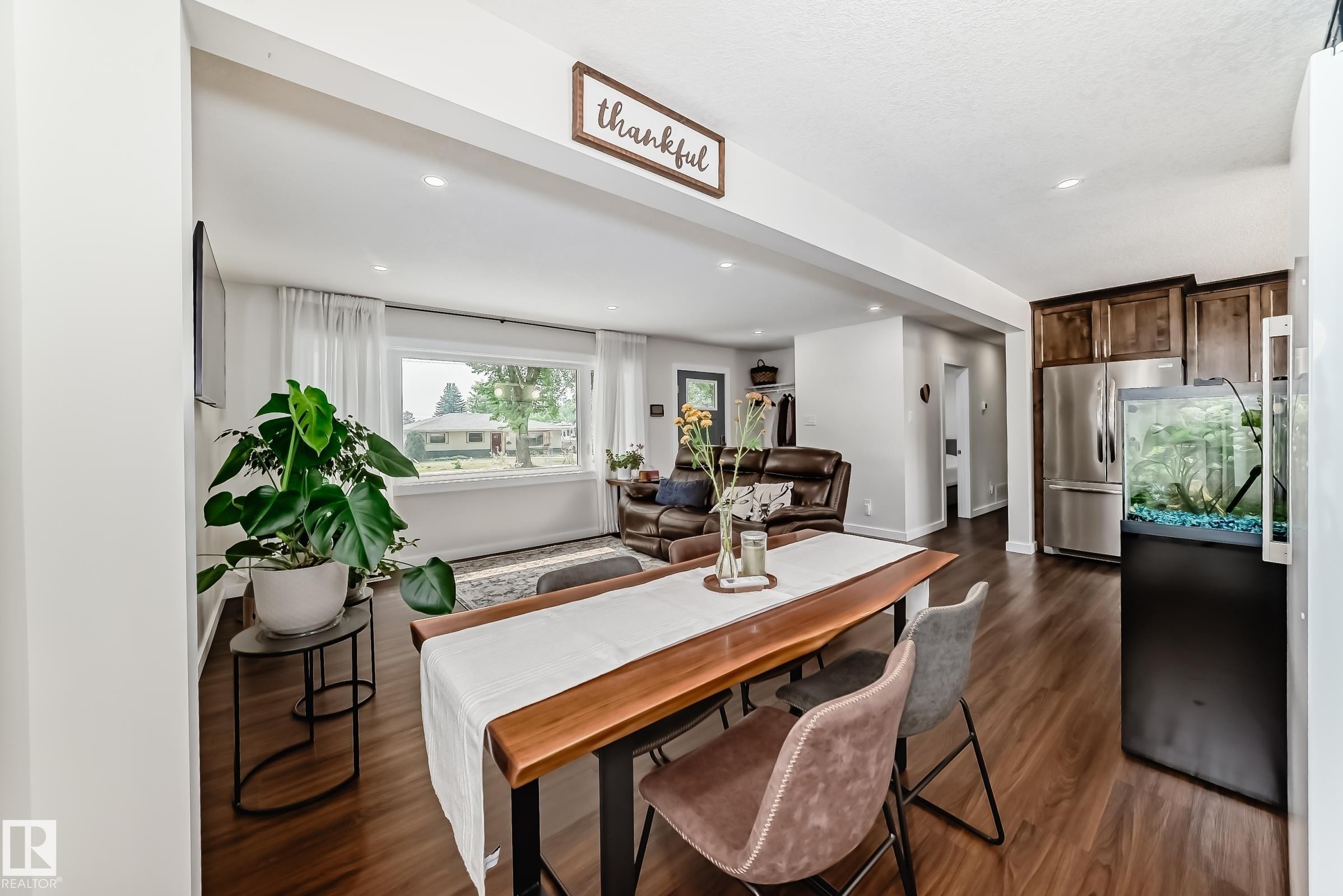 29 Sunset Boulevard, St. Albert, AB - Indoor
