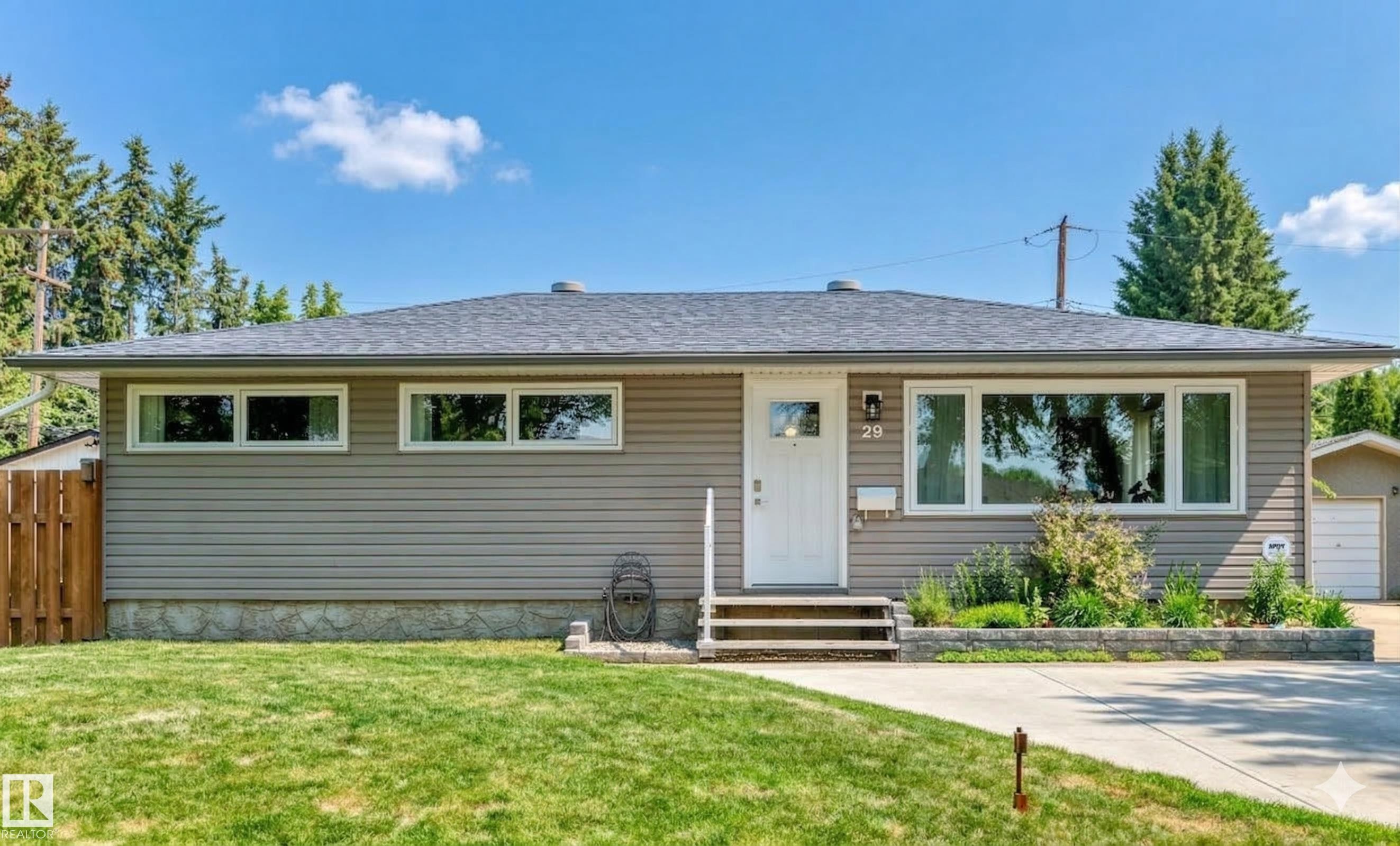 29 Sunset Boulevard, St. Albert, AB - Outdoor